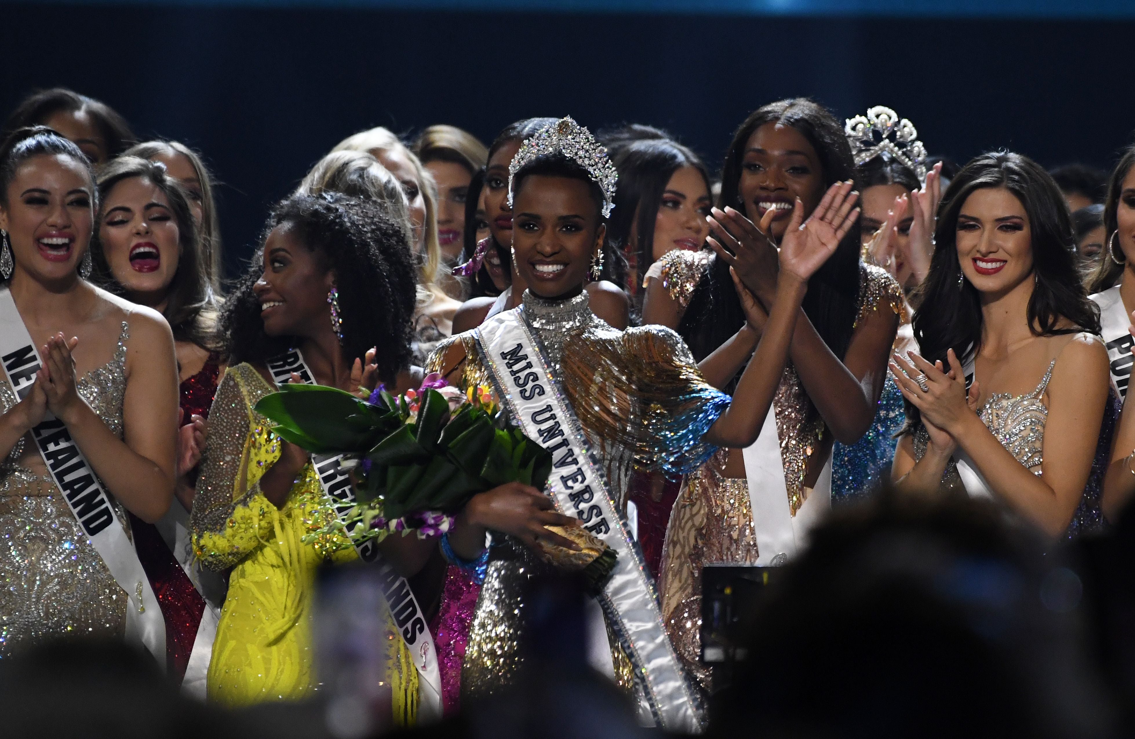 The New Miss Universe Is An Unapologetically Natural Black Beauty