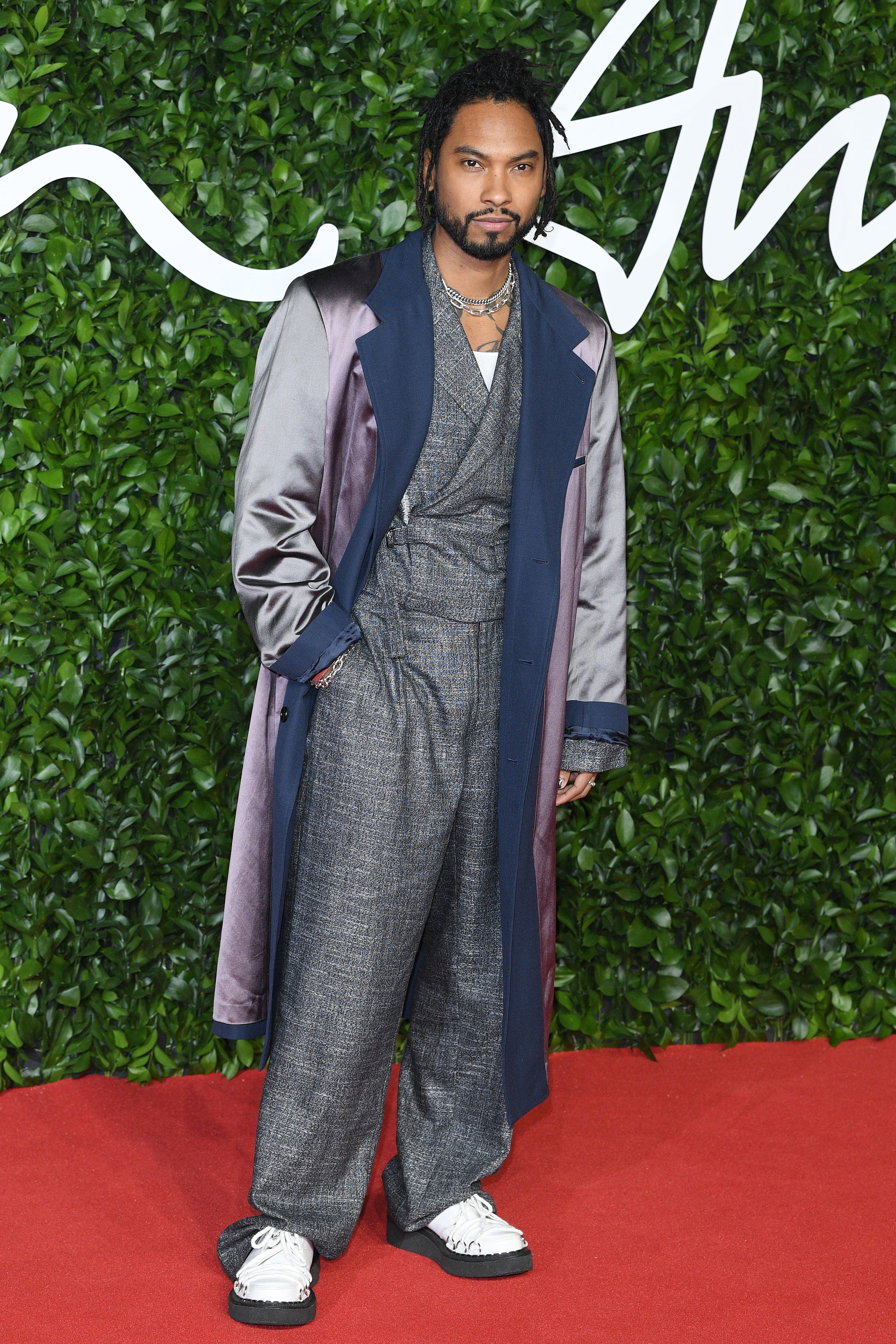 The Best Red-Carpet Looks At The 2019 Fashion Awards