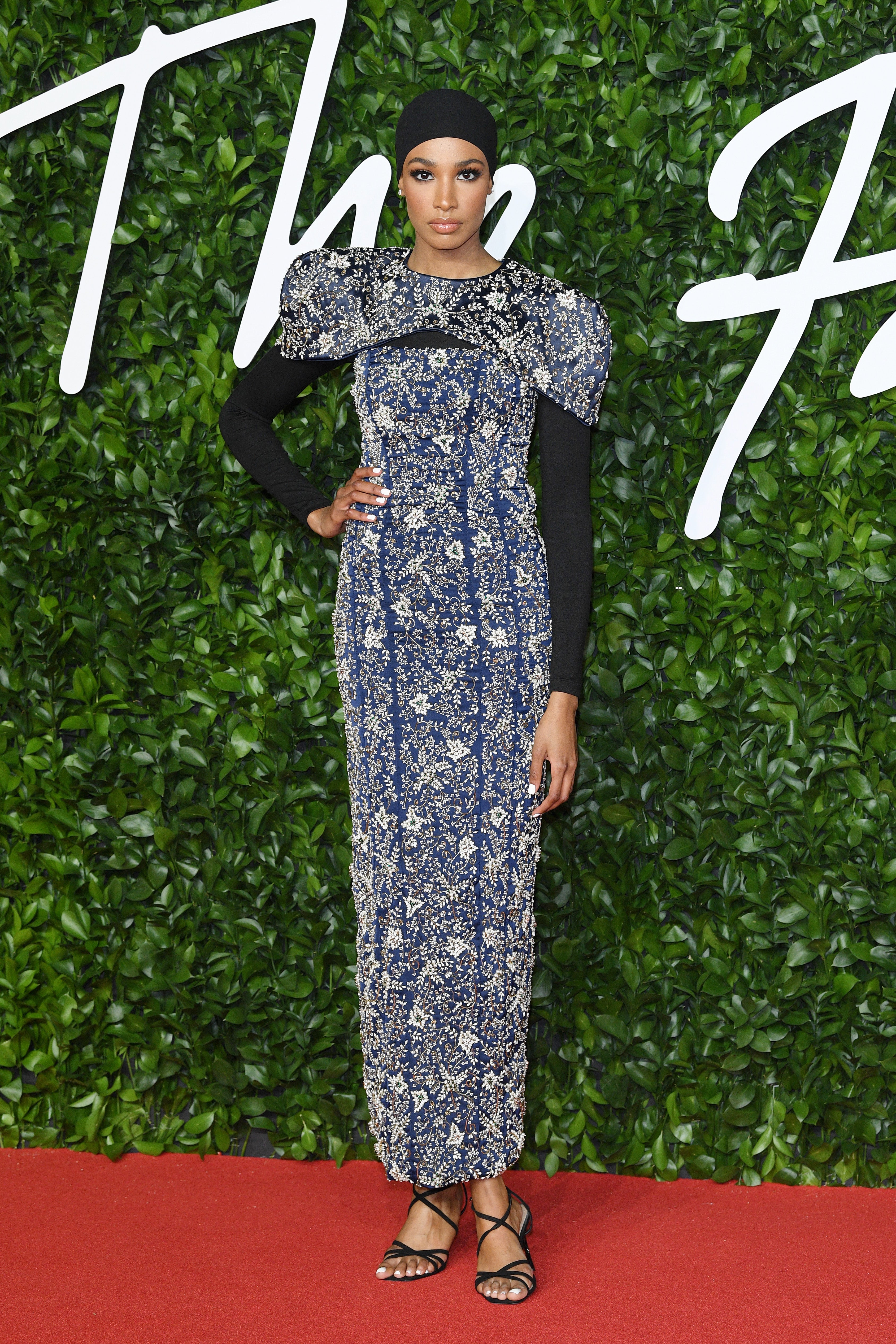The Best Red-Carpet Looks At The 2019 Fashion Awards
