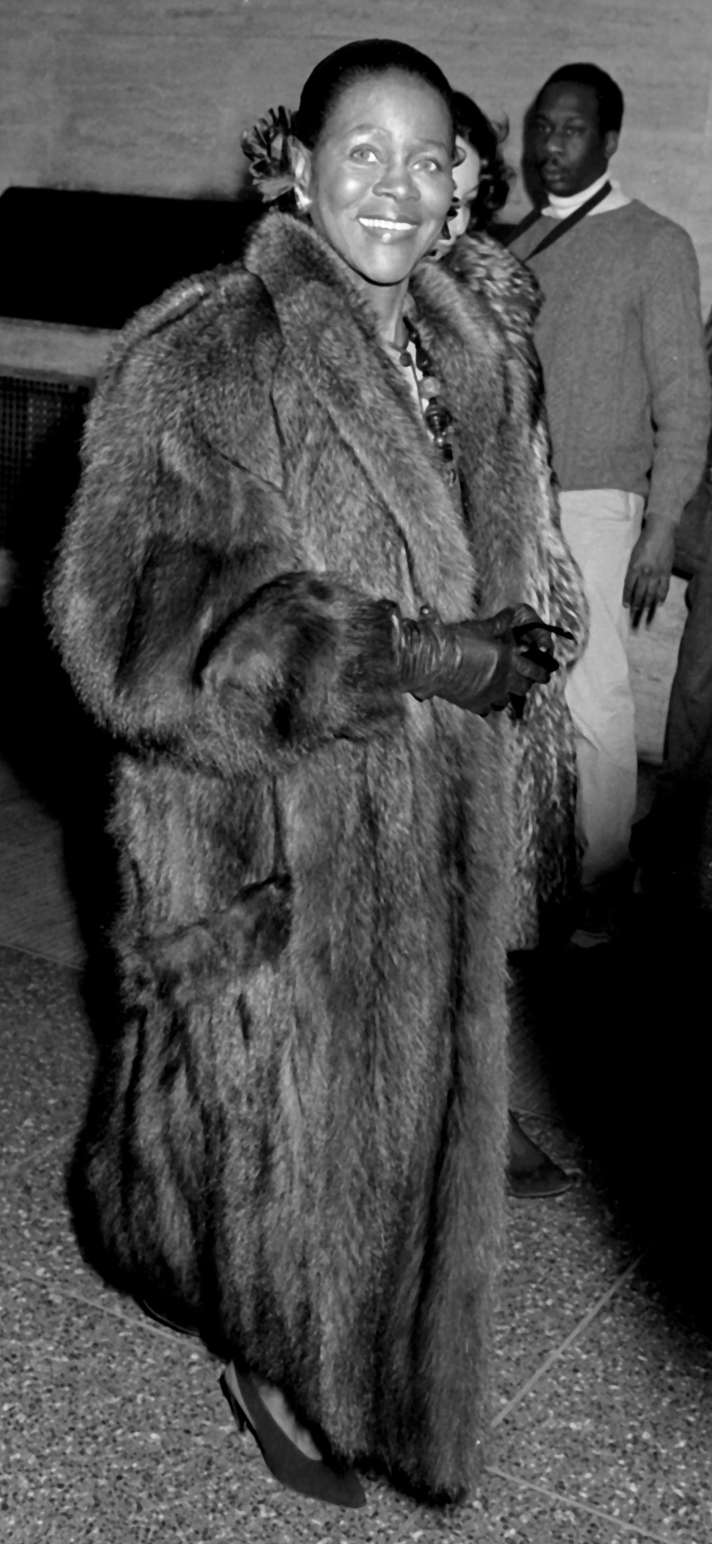 10 Archived Fashion Moments From Cicely Tyson