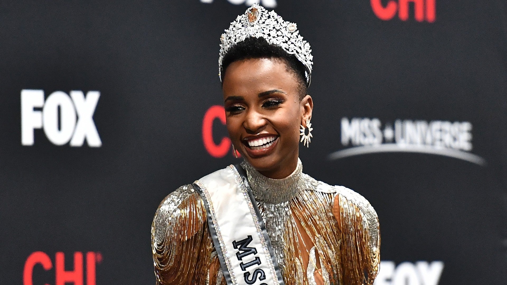 The New Miss Universe Is An Unapologetically Natural Black Beauty