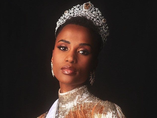 The New Miss Universe Is An Unapologetically Natural Black Beauty