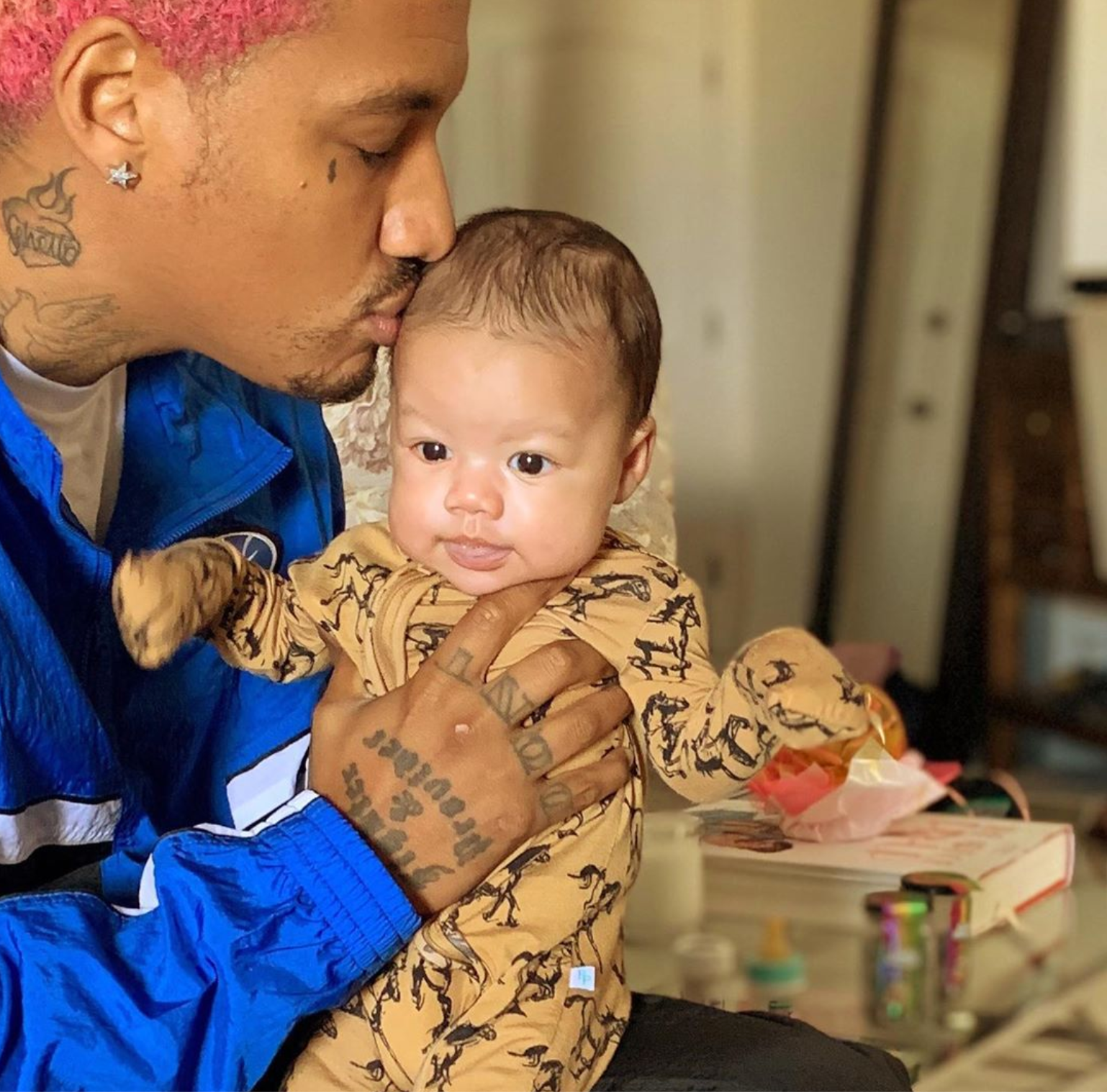 Model Amber Rose Names Baby 'Slash Electric' After Guitarist