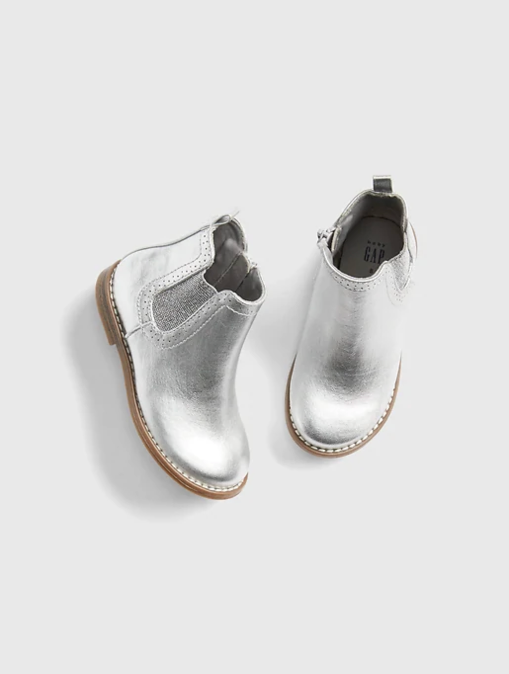 Get Your Kids Ready For Winter With These Adorable Accessories