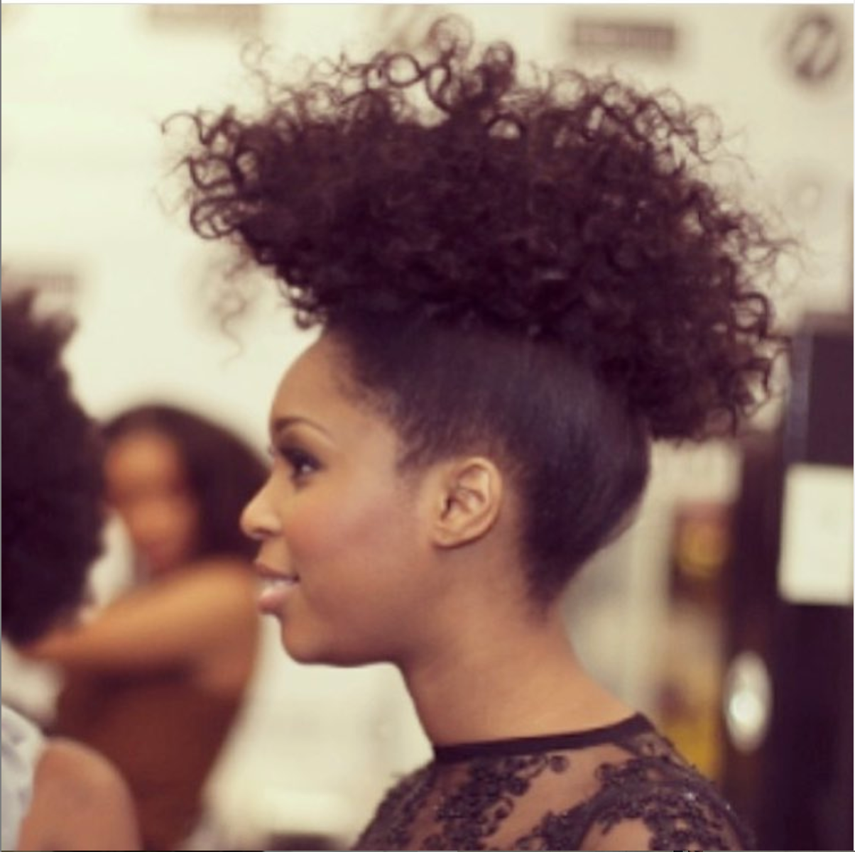 3 Easy New Year’s Eve Hairstyles For Curly Hair