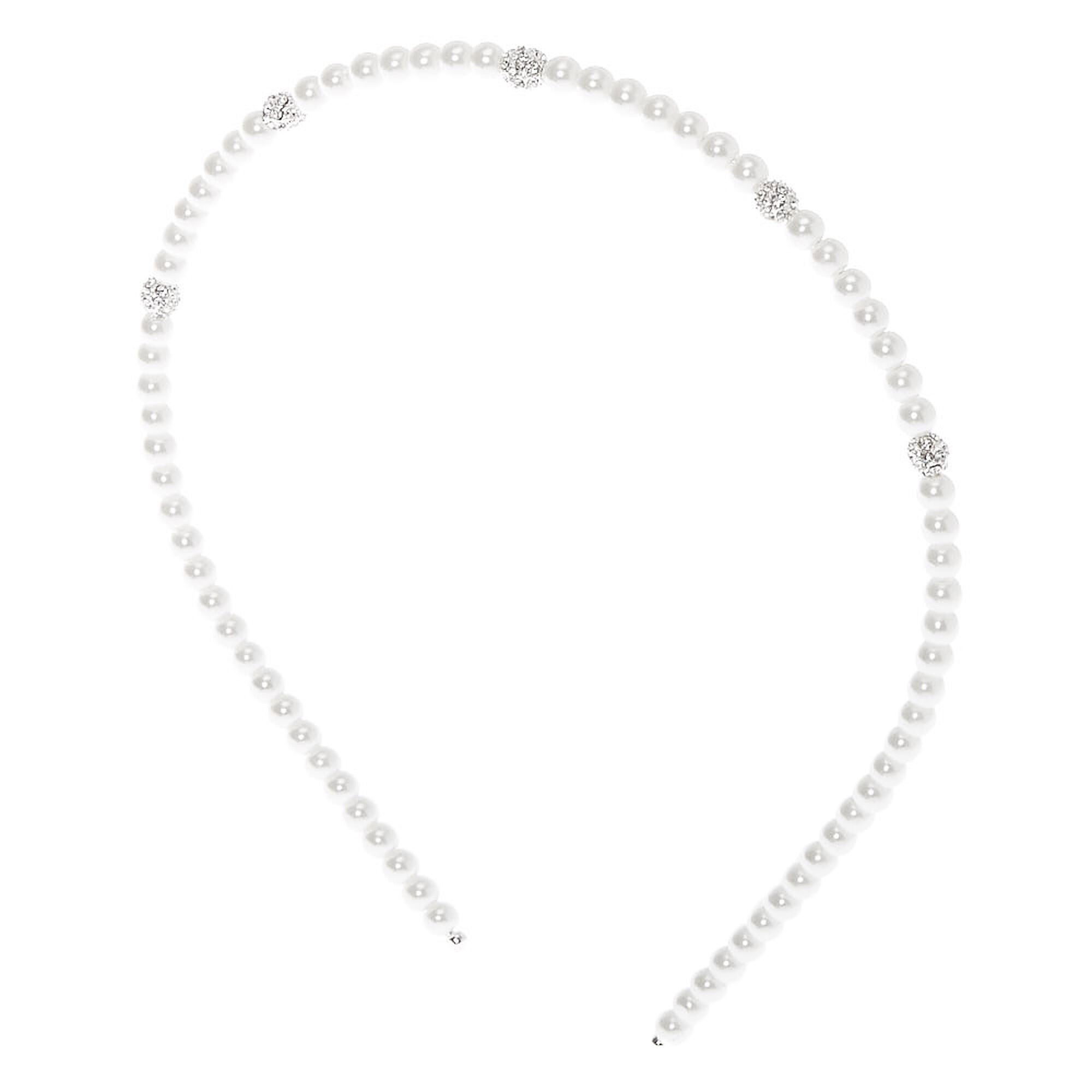 Get Gabrielle Union’s Romantic Paris Fashion Week Hair With These Pearl Headbands