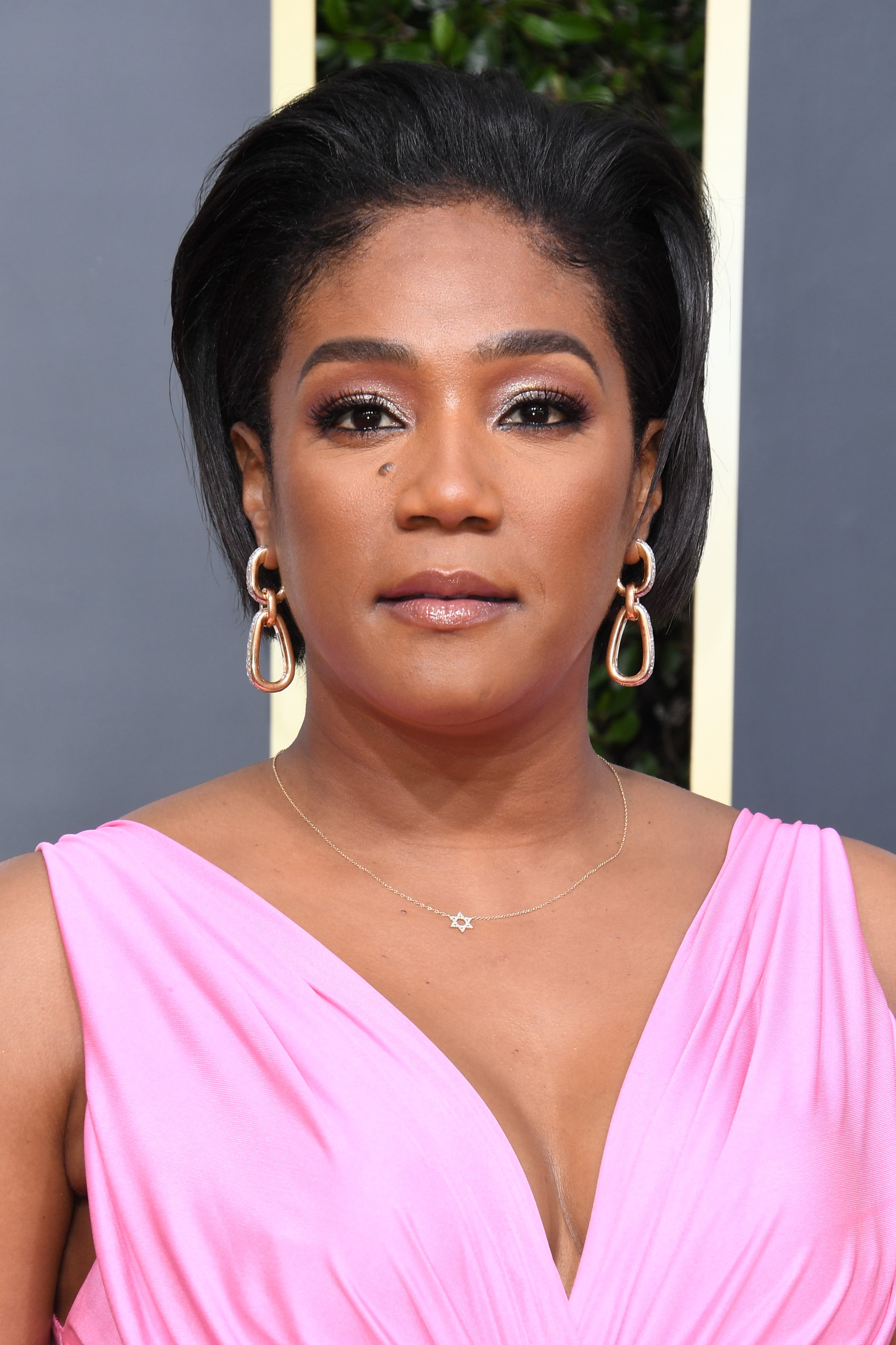 Red Carpet Beauty From The 77th Annual Golden Globe Awards
