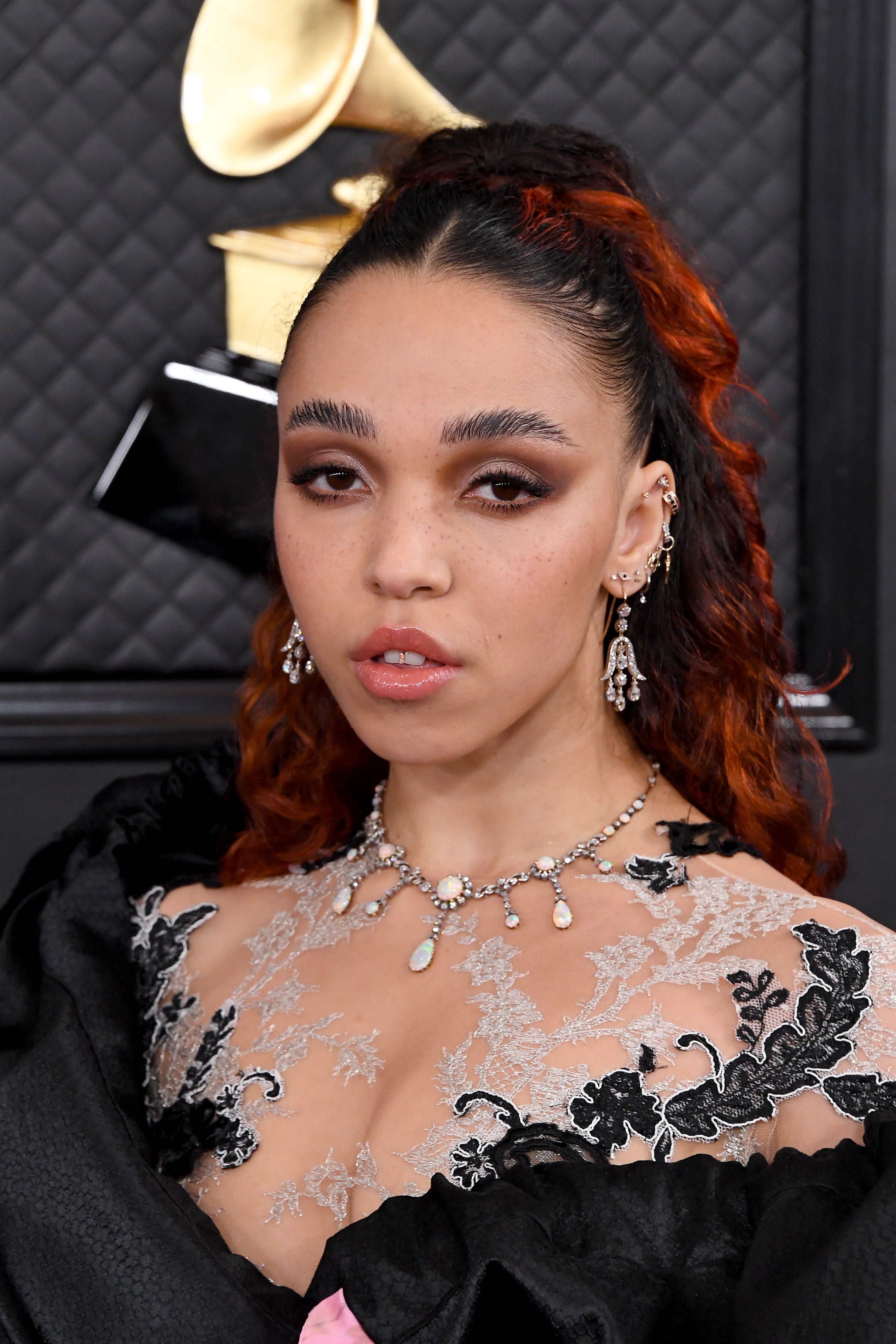 The Best Beauty Looks From The 62nd Annual Grammy Awards