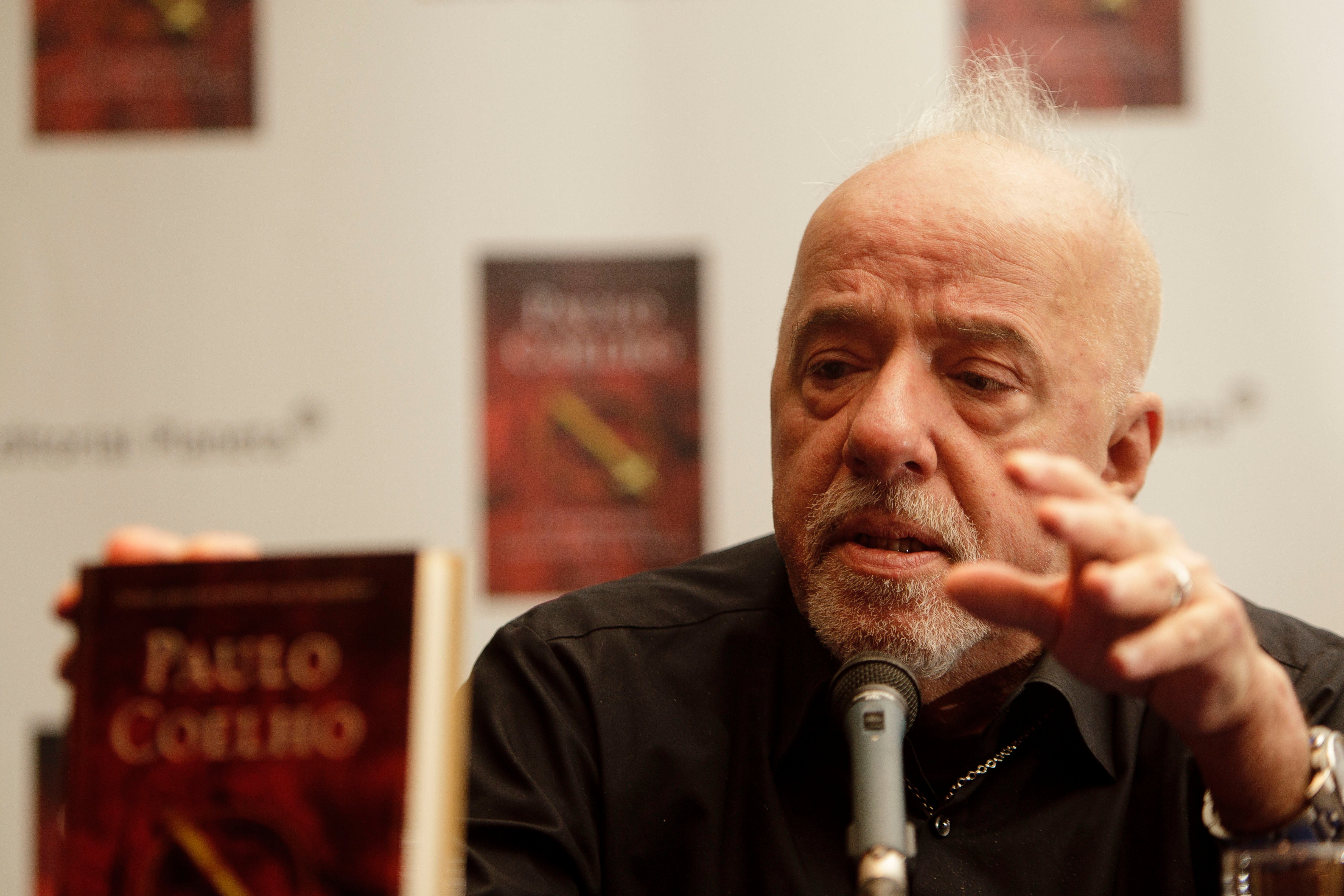 Paulo Coelho Deletes Draft Of Children’s Book Co-Written By Kobe Bryant