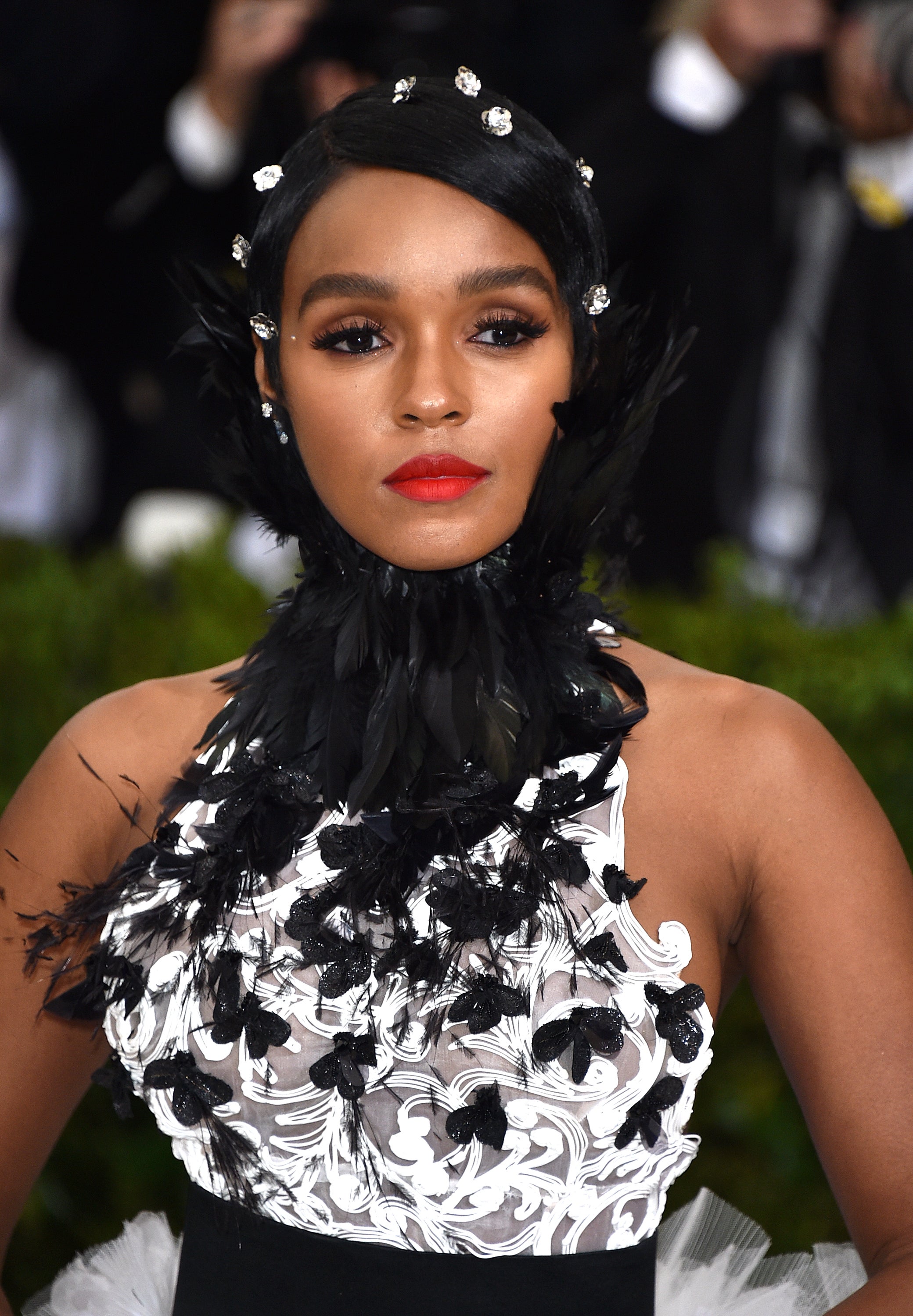 Janelle Monáe's Romantic Beauty Moments Are A 'Do' For Valentine's Day