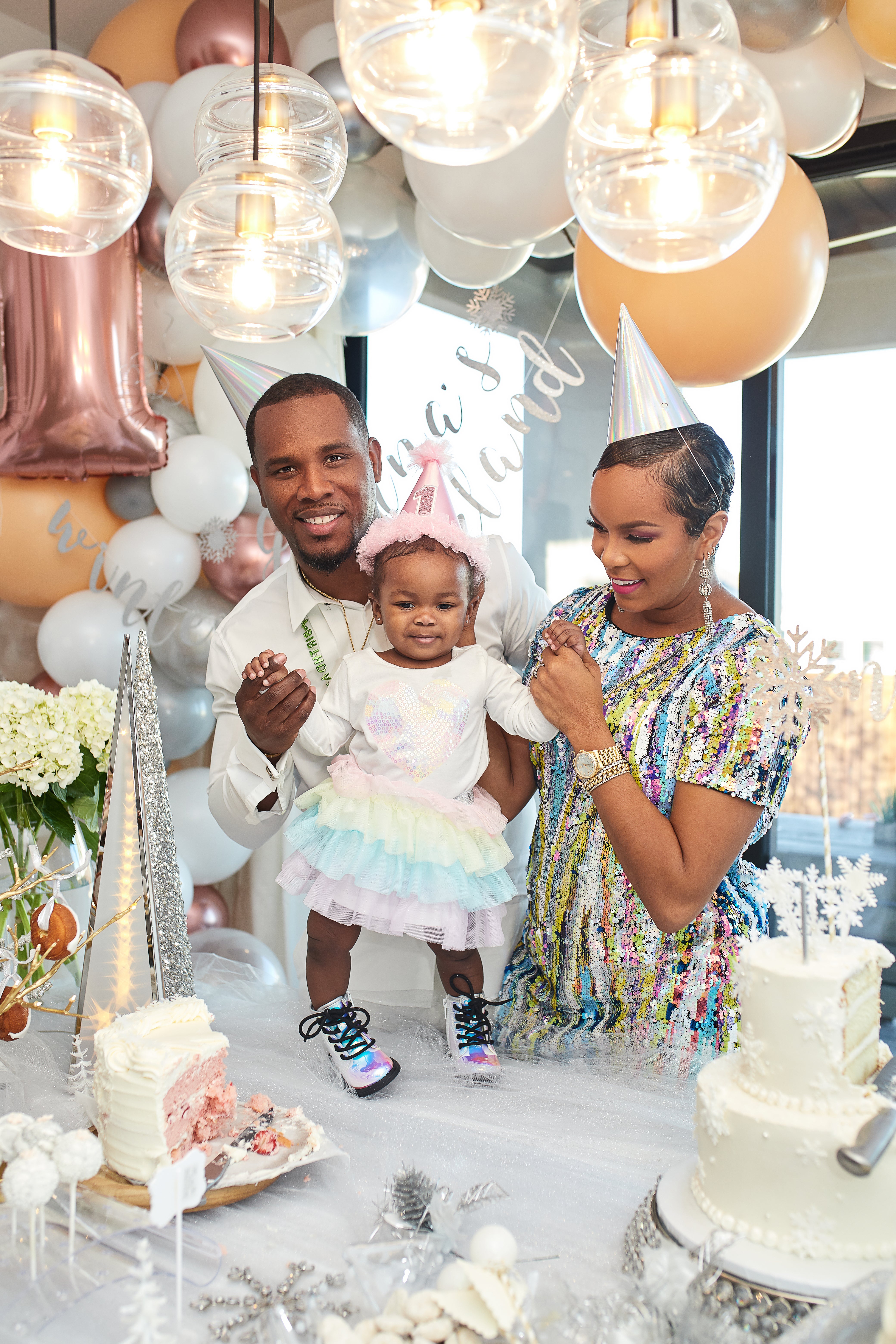 LeToya Luckett Throws Daughter Gianna A Winter Onederland Themed 1st Birthday Party