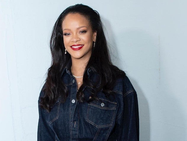 Rihanna Just Made This Our Go-To Valentine’s Day Hair Color