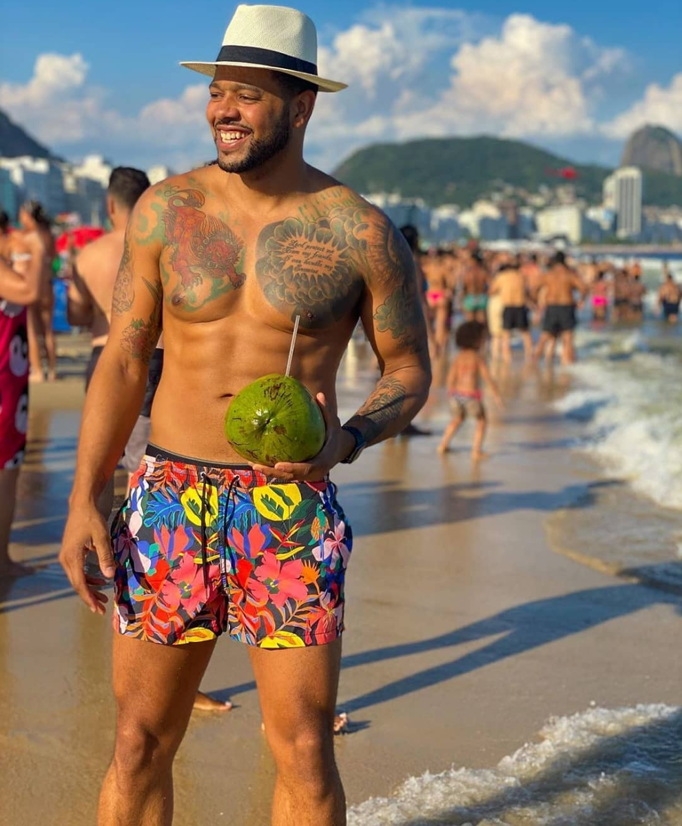 20 Jet Setters Who Went Crazy For The Beauty Of Brazil