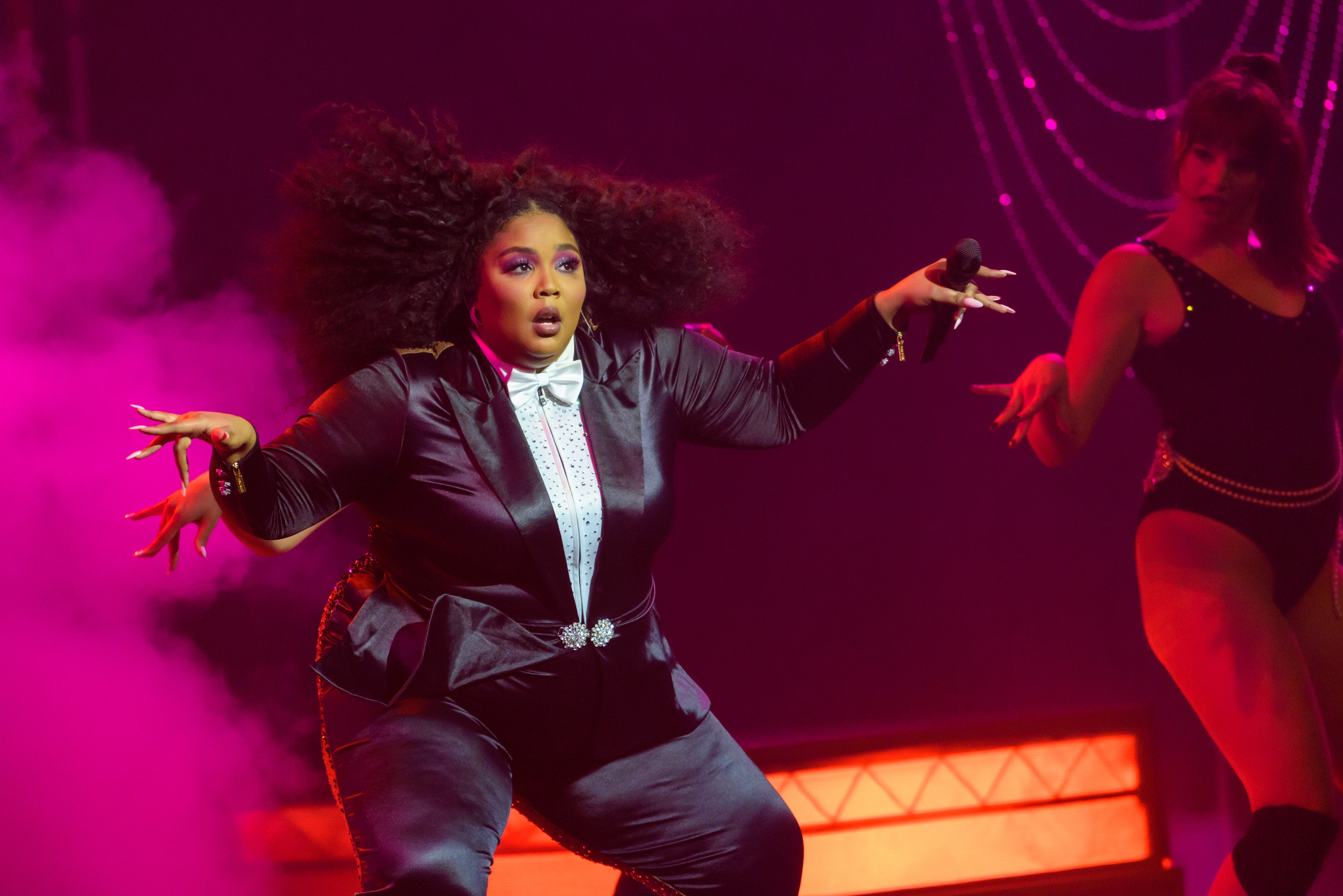 Lizzo Hits The Stage For Spectacular New Year's Performance In Vegas!