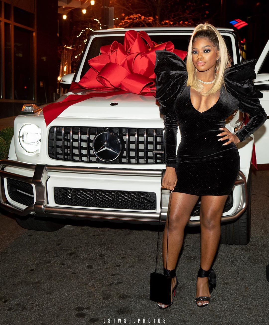 We're Loving City Girl JT's New Glam Style