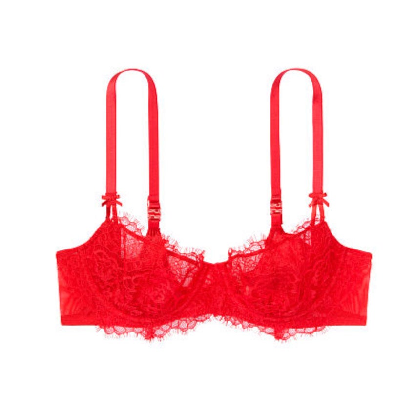 Jasmine Sanders Talks Valentine's Day Style