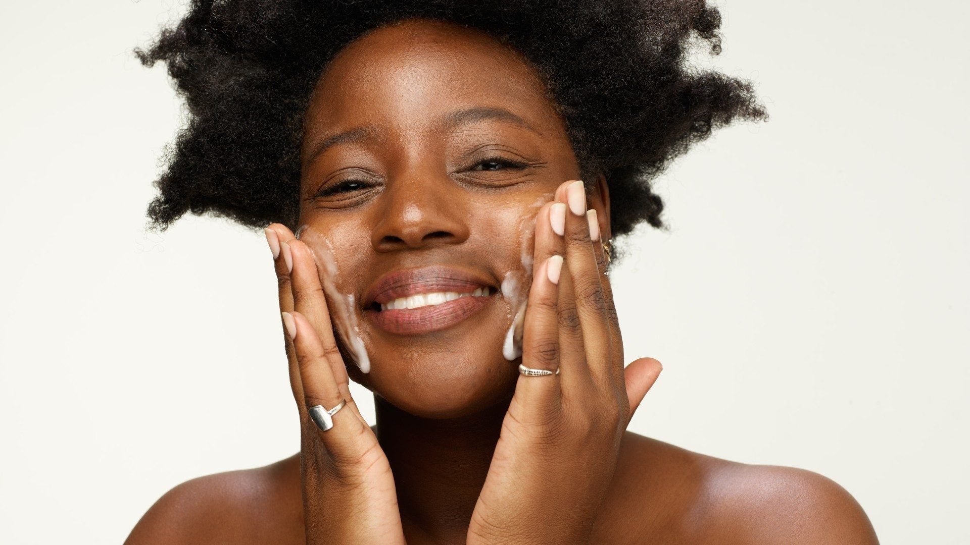 8 Hot New Beauty Products To Try Right Now