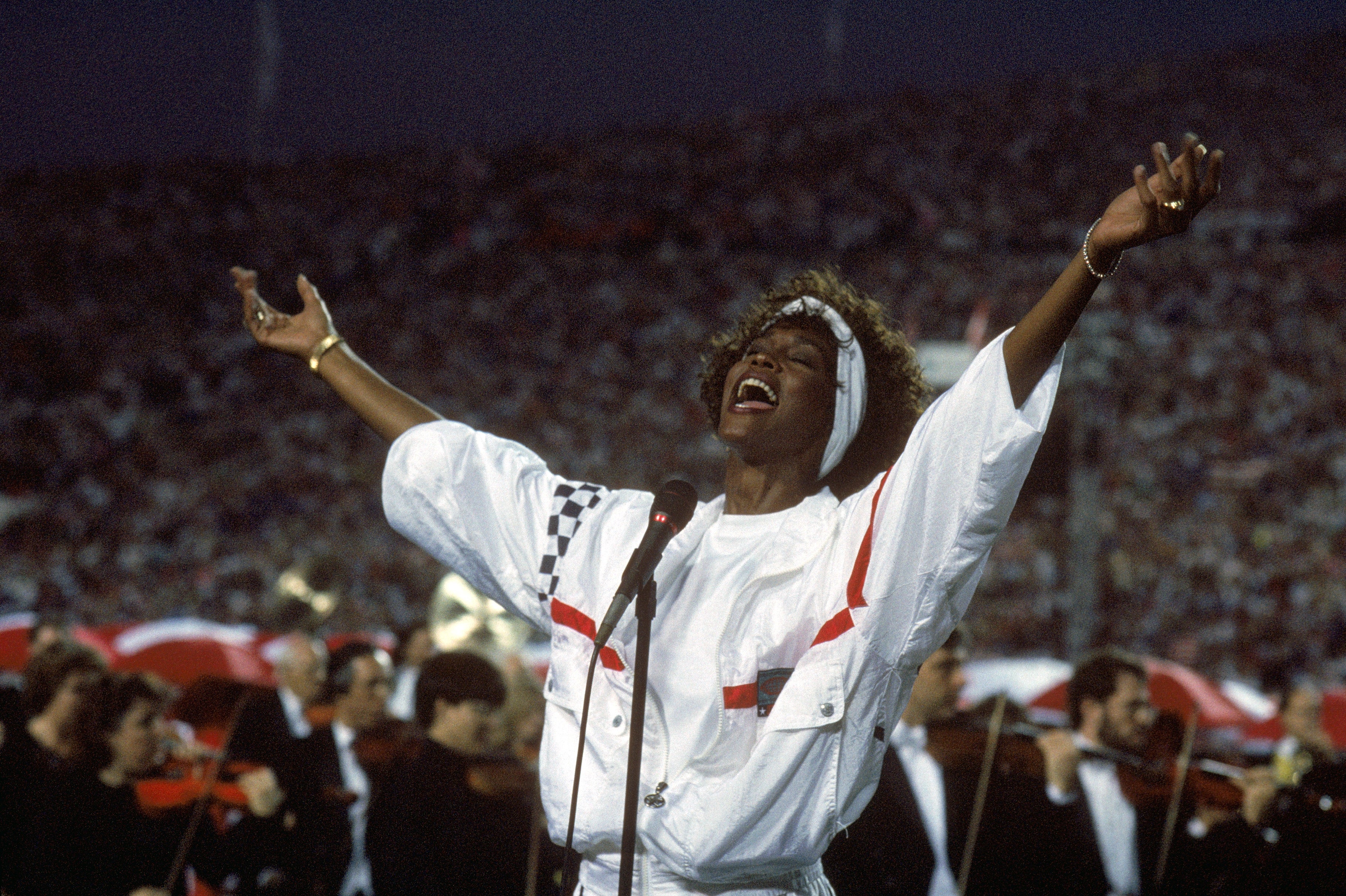 Whitney Houston’s 1991 National Anthem At Super Bowl XXV Is The Best Of All Time