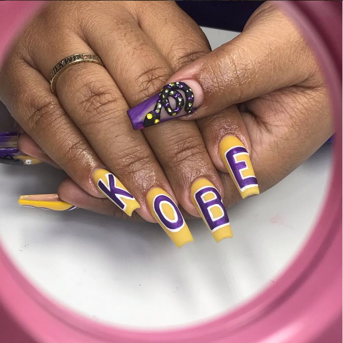 Check Out Beyoncé's Sentimental Nail Art And More Mamba-Inspired Manicures