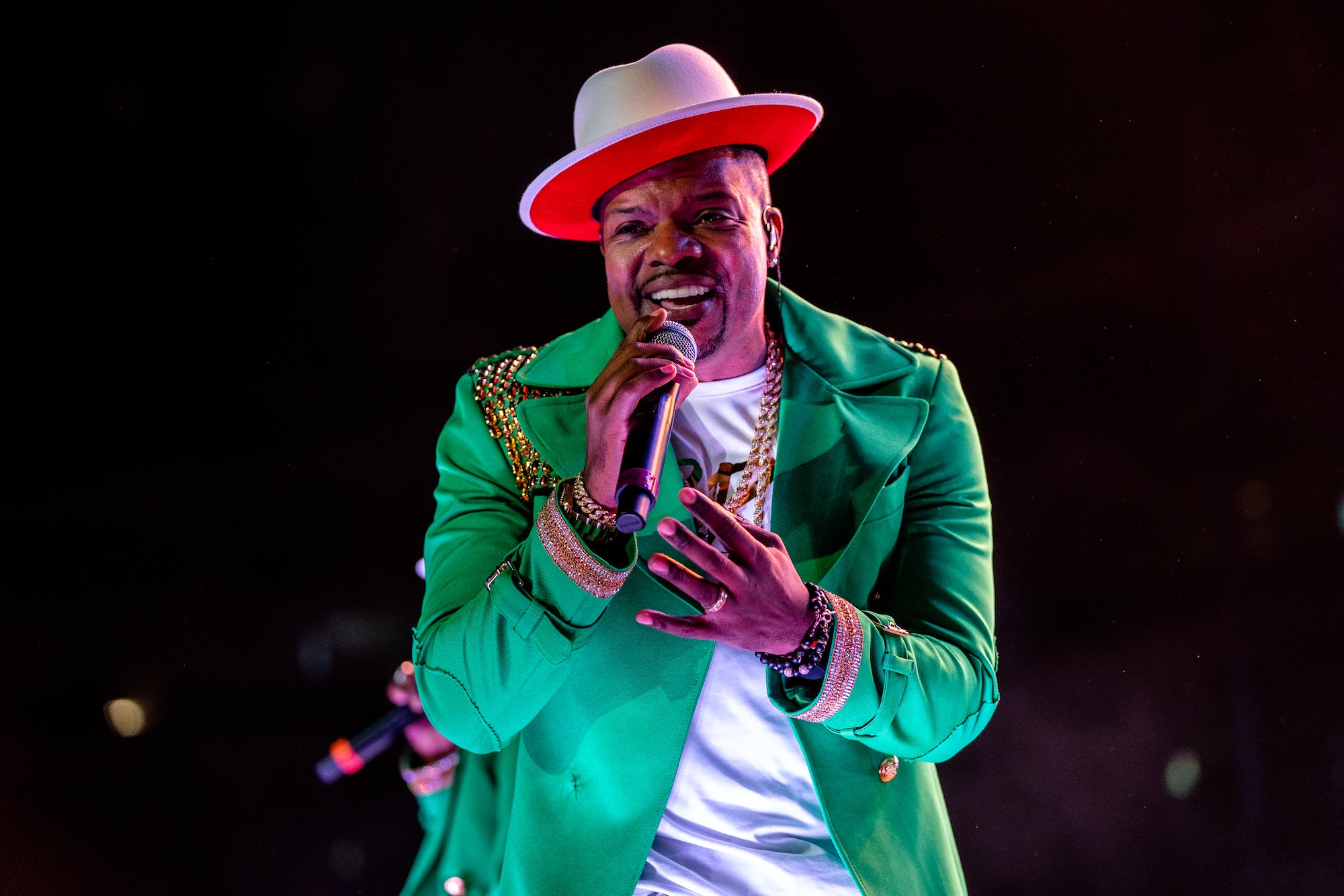 Ricky Bell Gets Down To 'Cool It Now' While Grocery Shopping