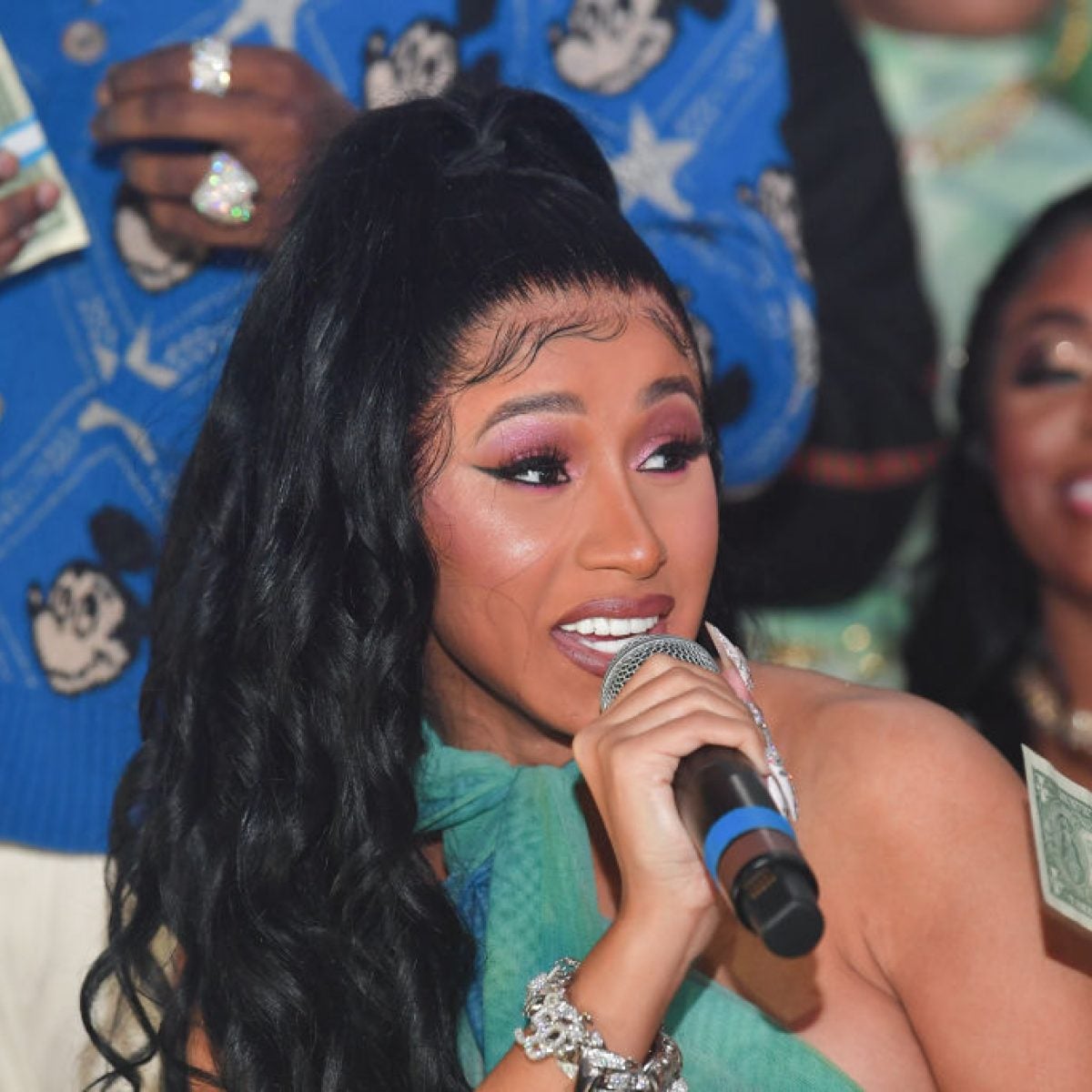 Cardi B Is Tired Of The Xenophobia Against Chinese Citizens: 'Let’s All Be One Race'