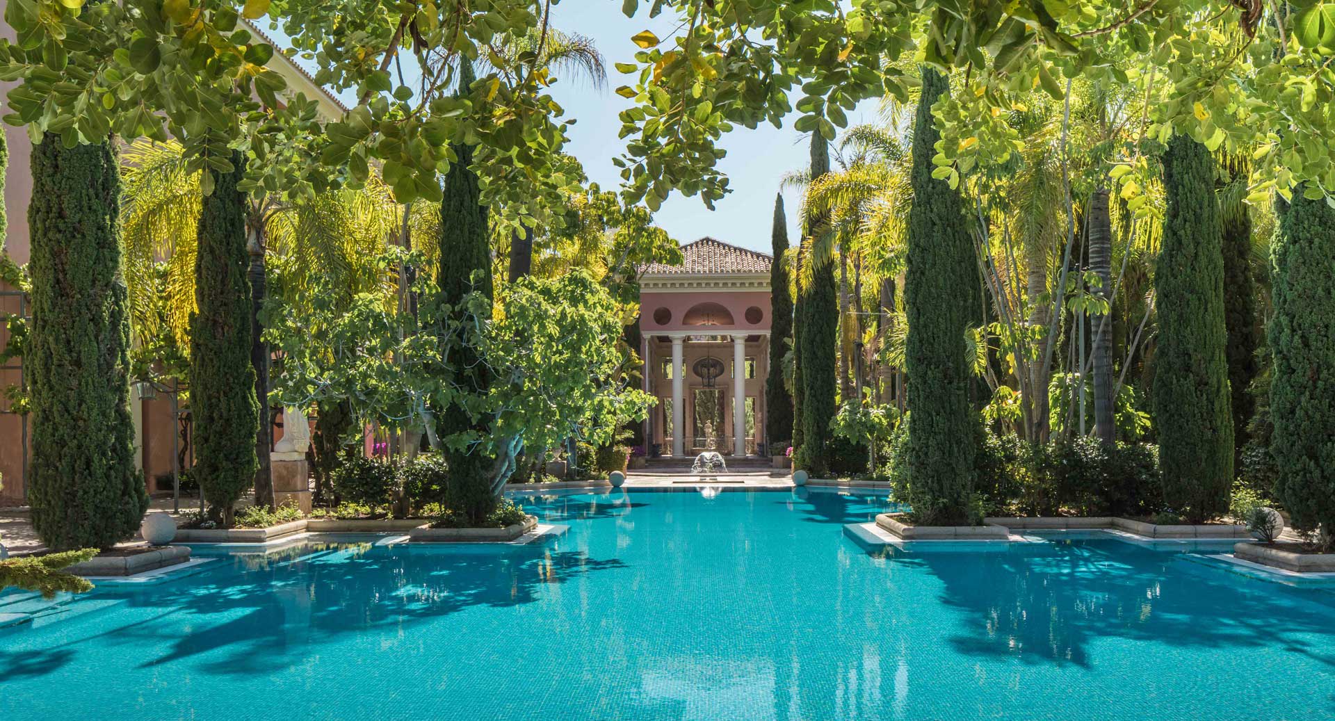 Trust Us Sis, These Are 7 Luxurious Escapes That Are Worth The Splurge