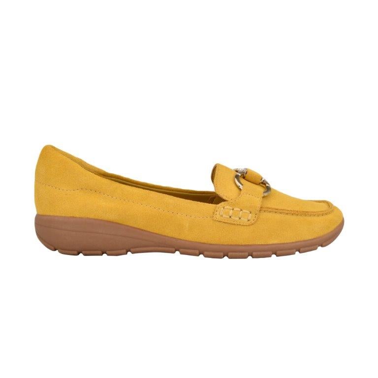 Debbie Allen Is Living Her Best Life In The Latest Easy Spirit Footwear Campaign