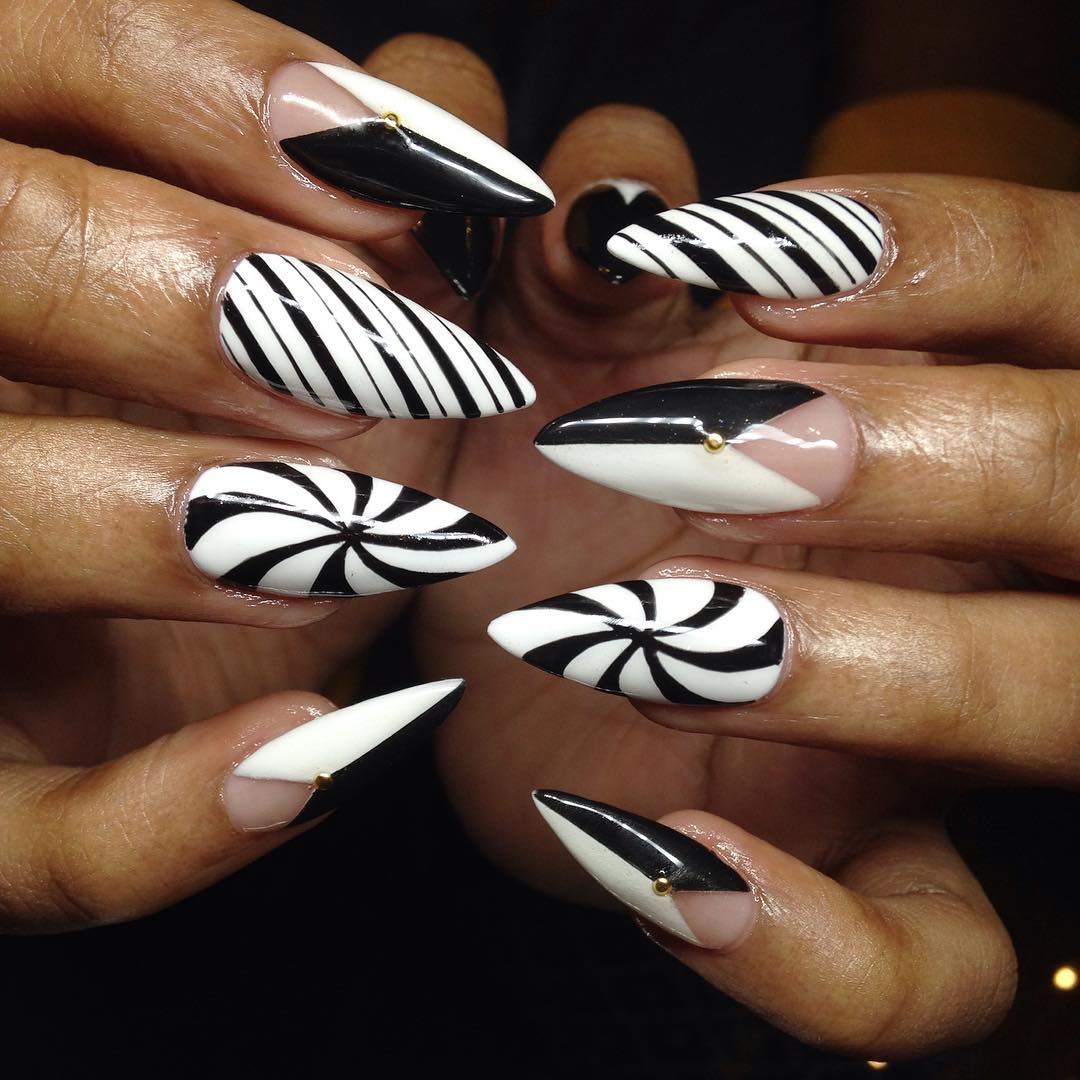 Get Into These Hot Black And White Nail Designs For Spring