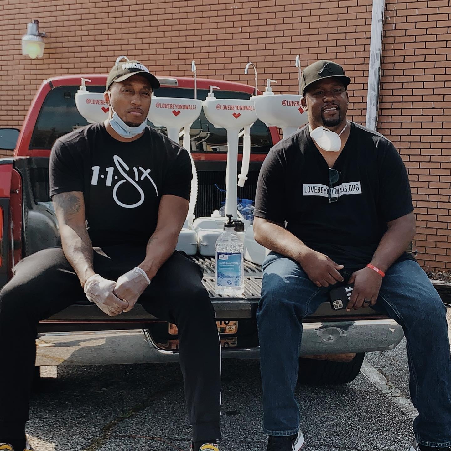 This Nonprofit Is Providing Handwashing Sinks For The Homeless Community