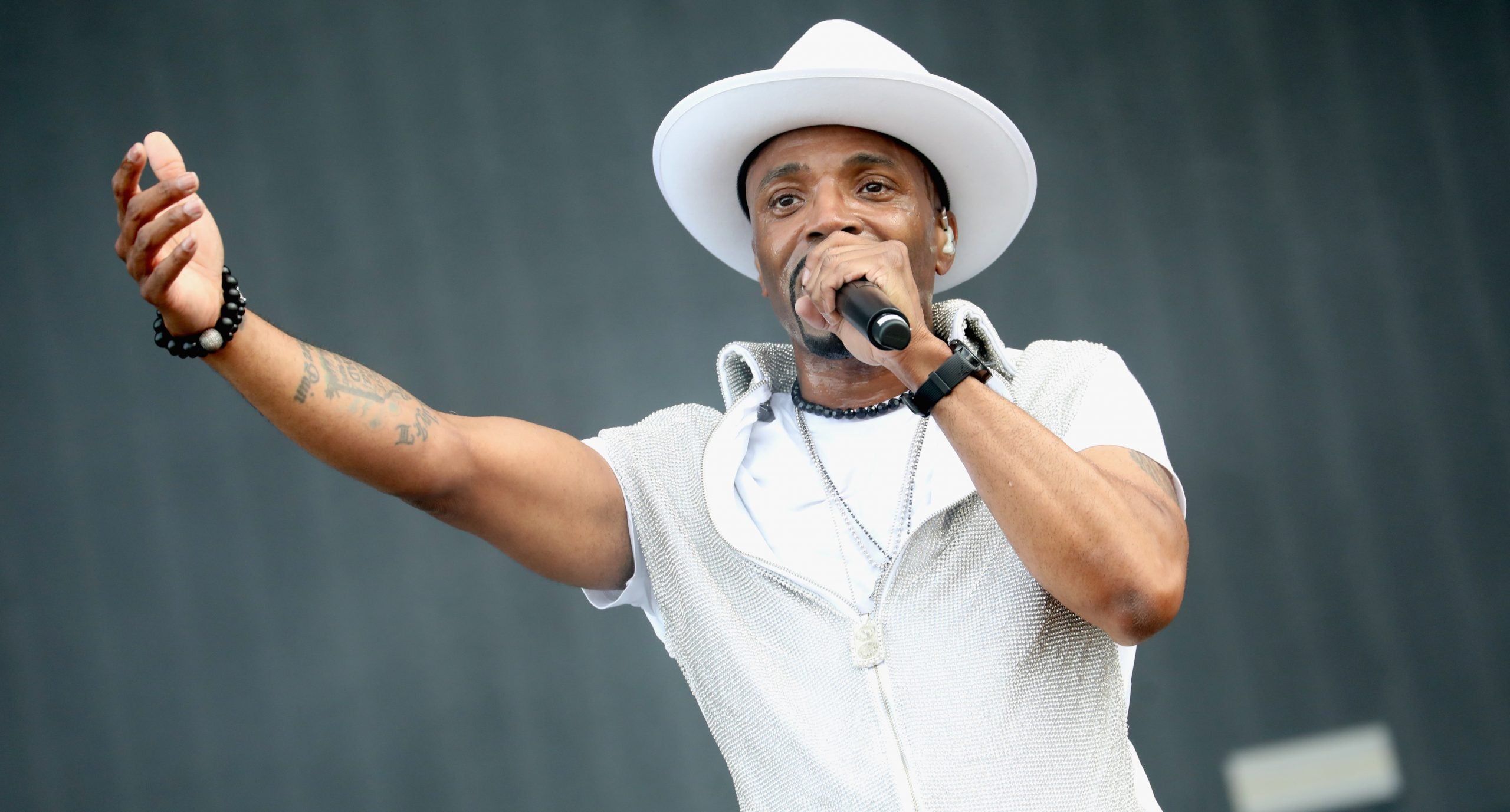 Teddy Riley's Kids Gave Their Dad His Flowers In This Adorable Video