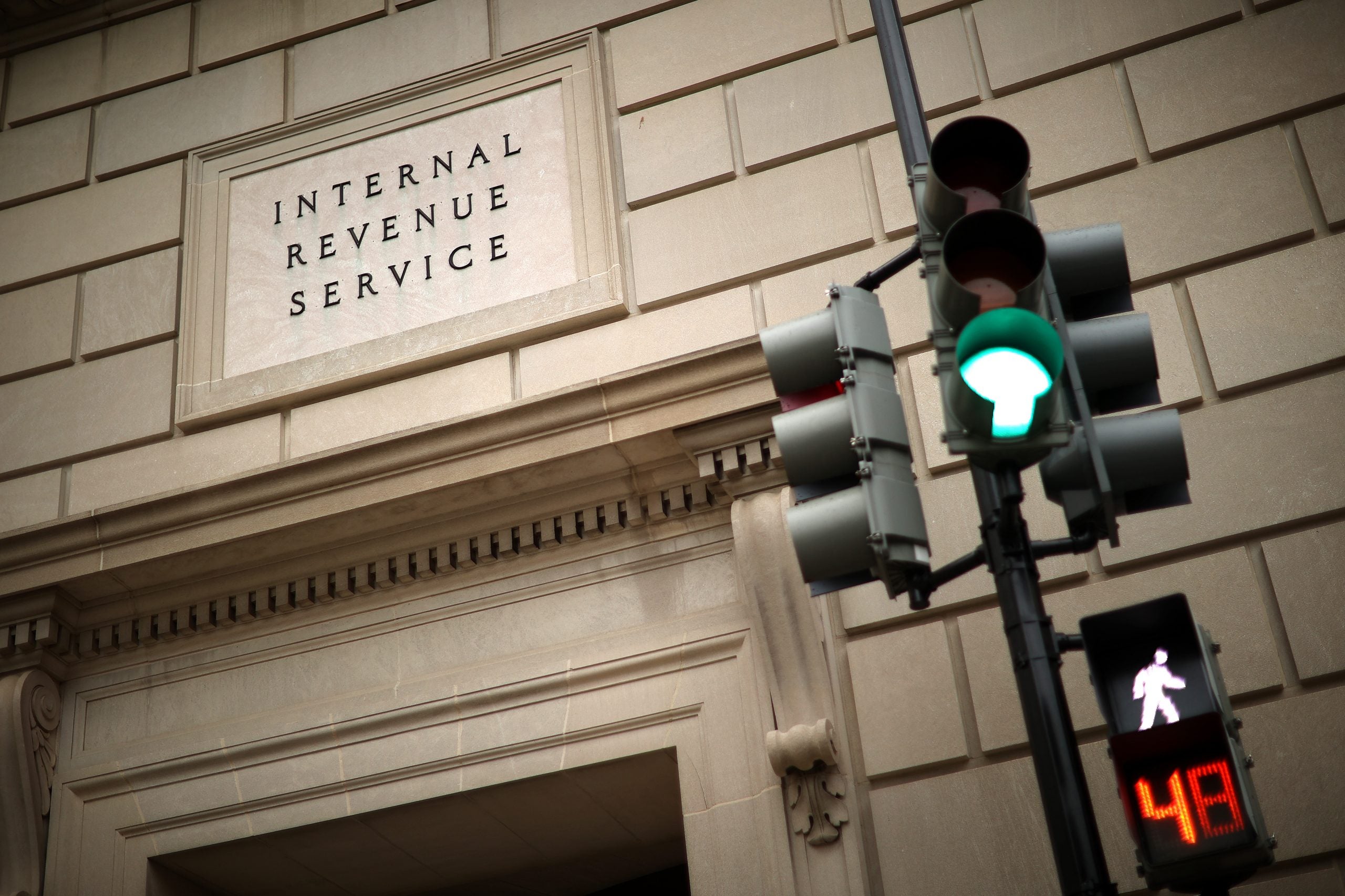IRS Offers 'Mission-Critical' Employees Incentive Pay To Return To Offices