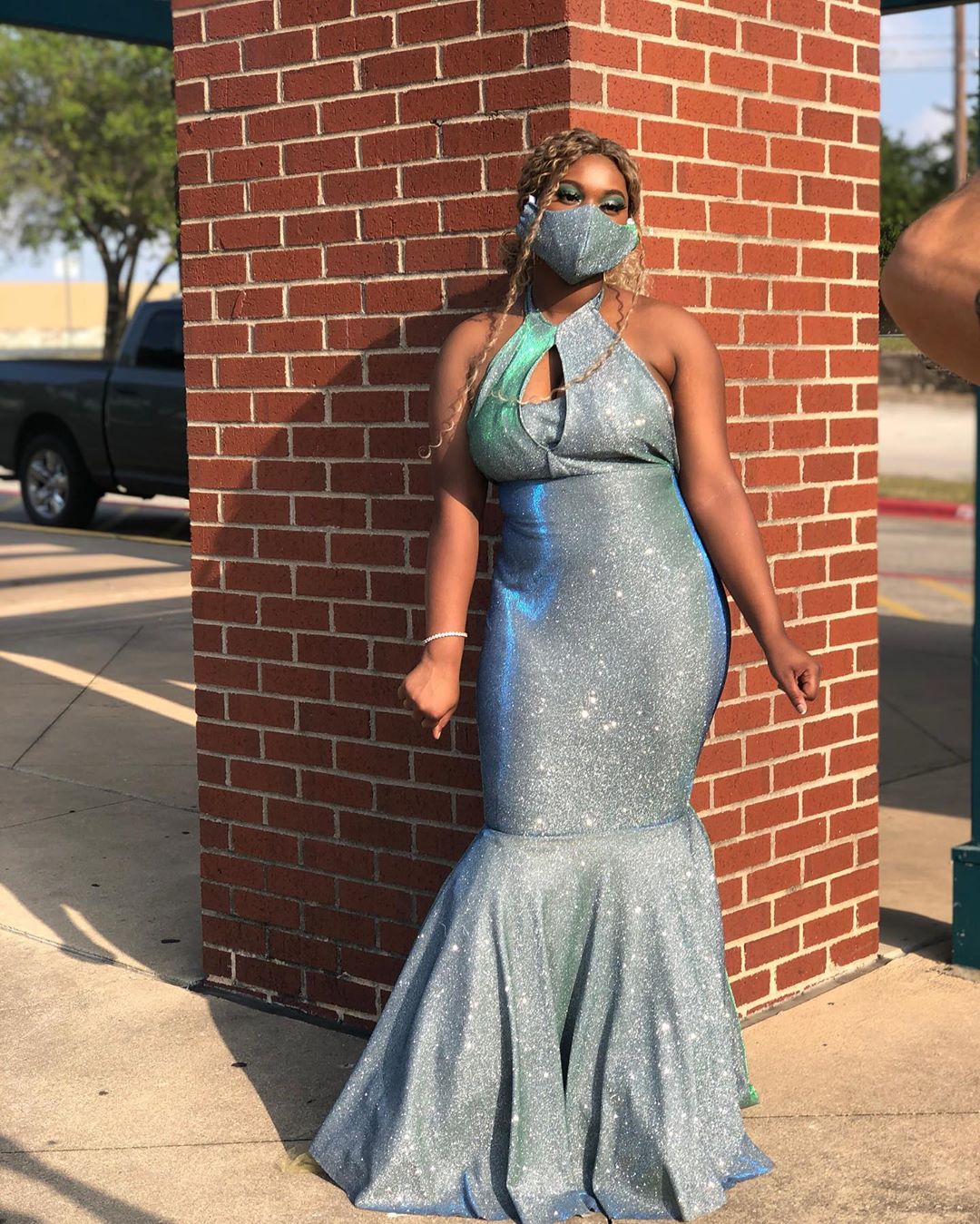 These 15 High School Seniors Are Still Celebrating Prom