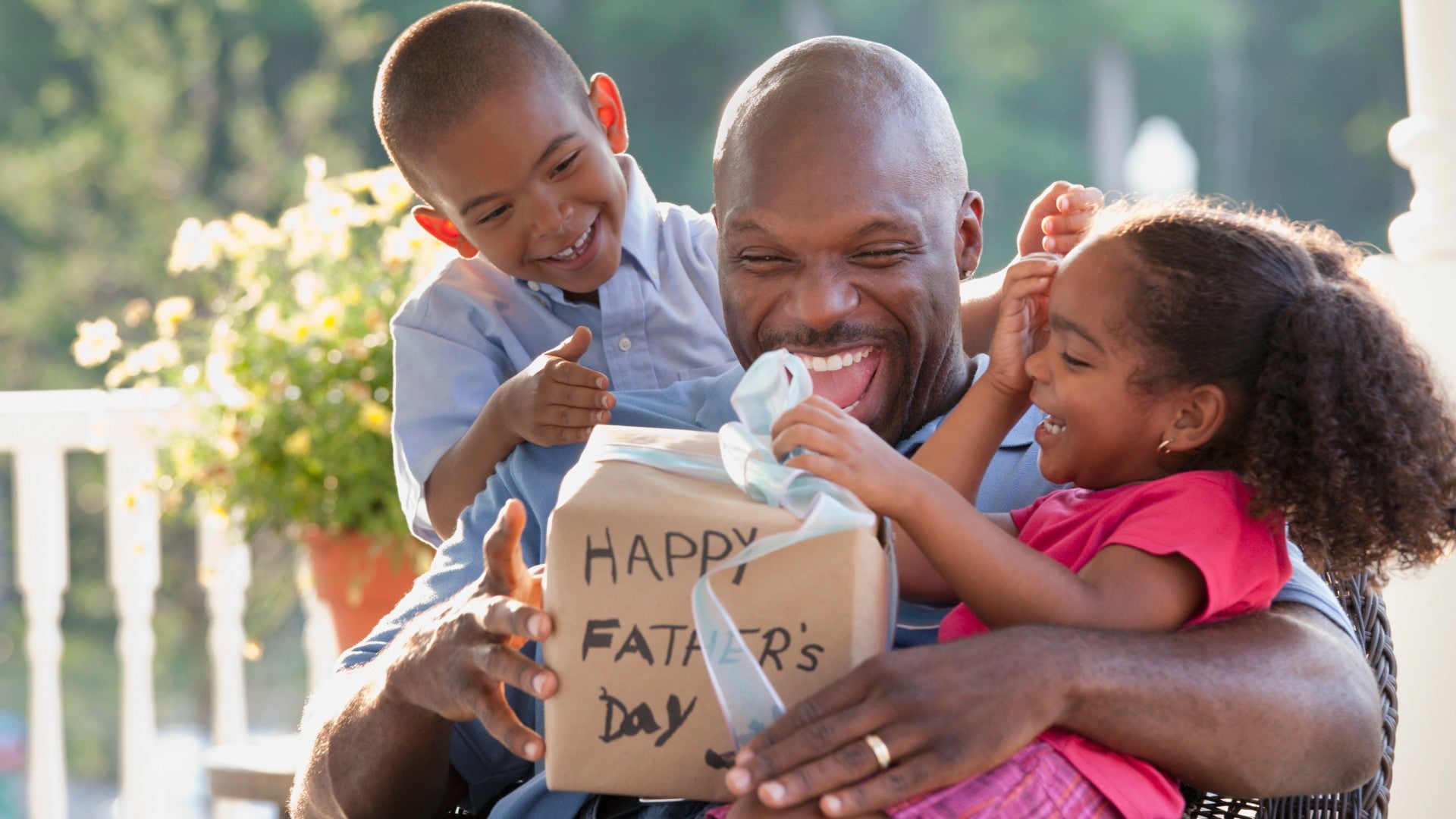 Rock His Father’s Day With These Great New And Classic Summer Scents