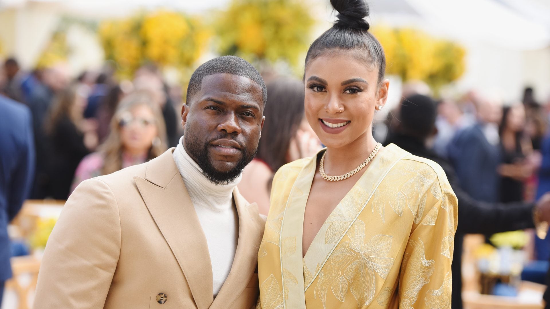 Kevin And Eniko Hart Are Expecting A Girl
