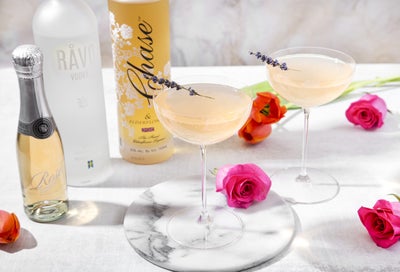 9 Refreshing Cocktails To Mix Up This Memorial Day