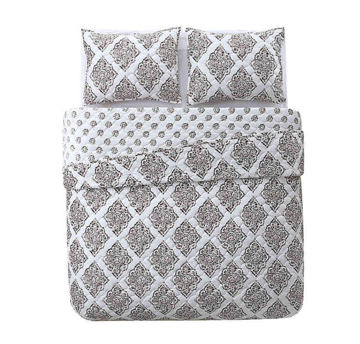 If You Can't Hug Mom This Mother's Day, These 7 Gifts Will Keep Her Cozy