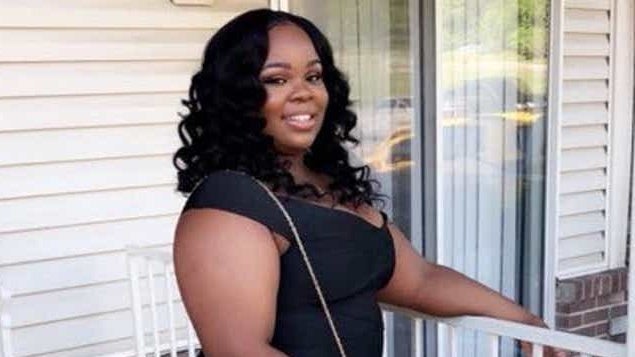 Oprah Erects 26 Billboards Around Louisville Demanding Justice For Breonna Taylor