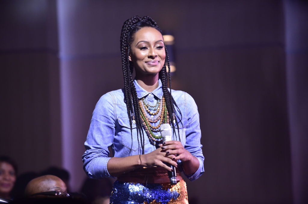 10 Affirming Quotes About Being Single And Happy From Ladies Who Do It Best