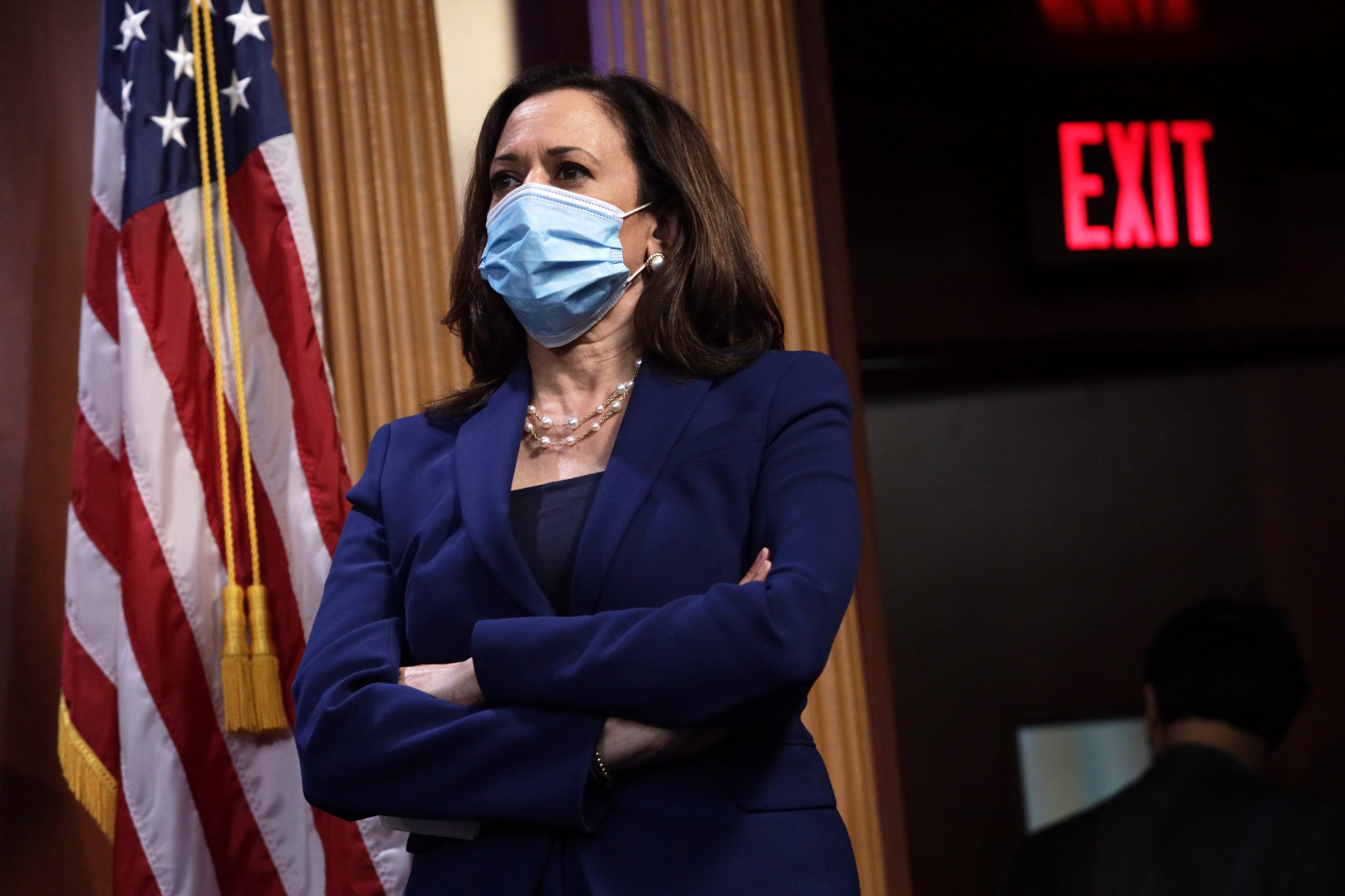 Kamala Harris Halts Travel After Campaign Staffer Tests Positive For COVID-19