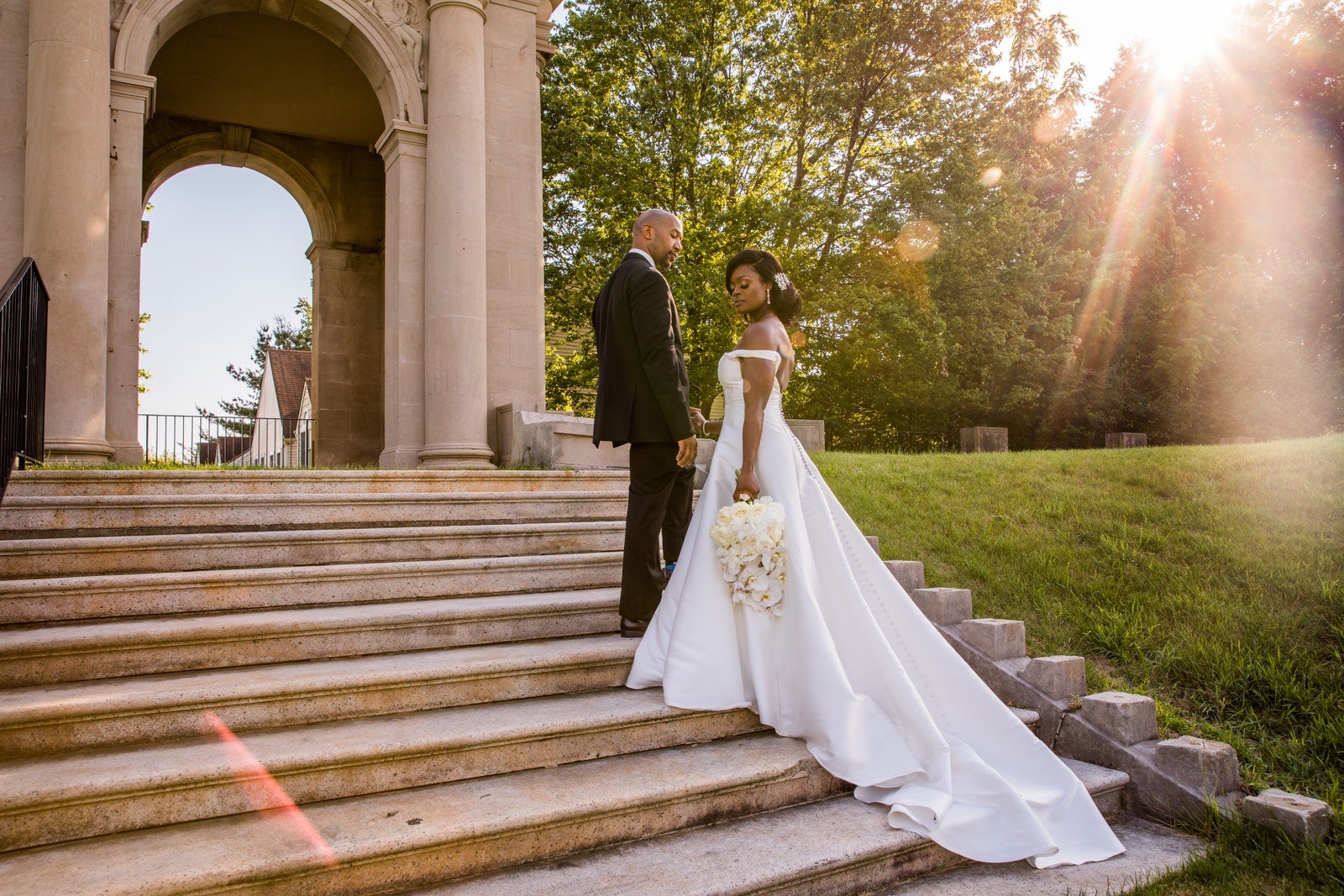 This Couple Said 'I Do' In Philadelphia During The Black Lives Matter Protest