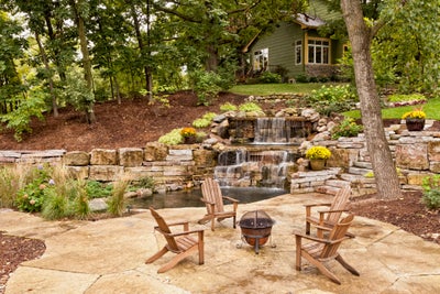 Turn Your Backyard Into The Ultimate Oasis With These 5 Tips