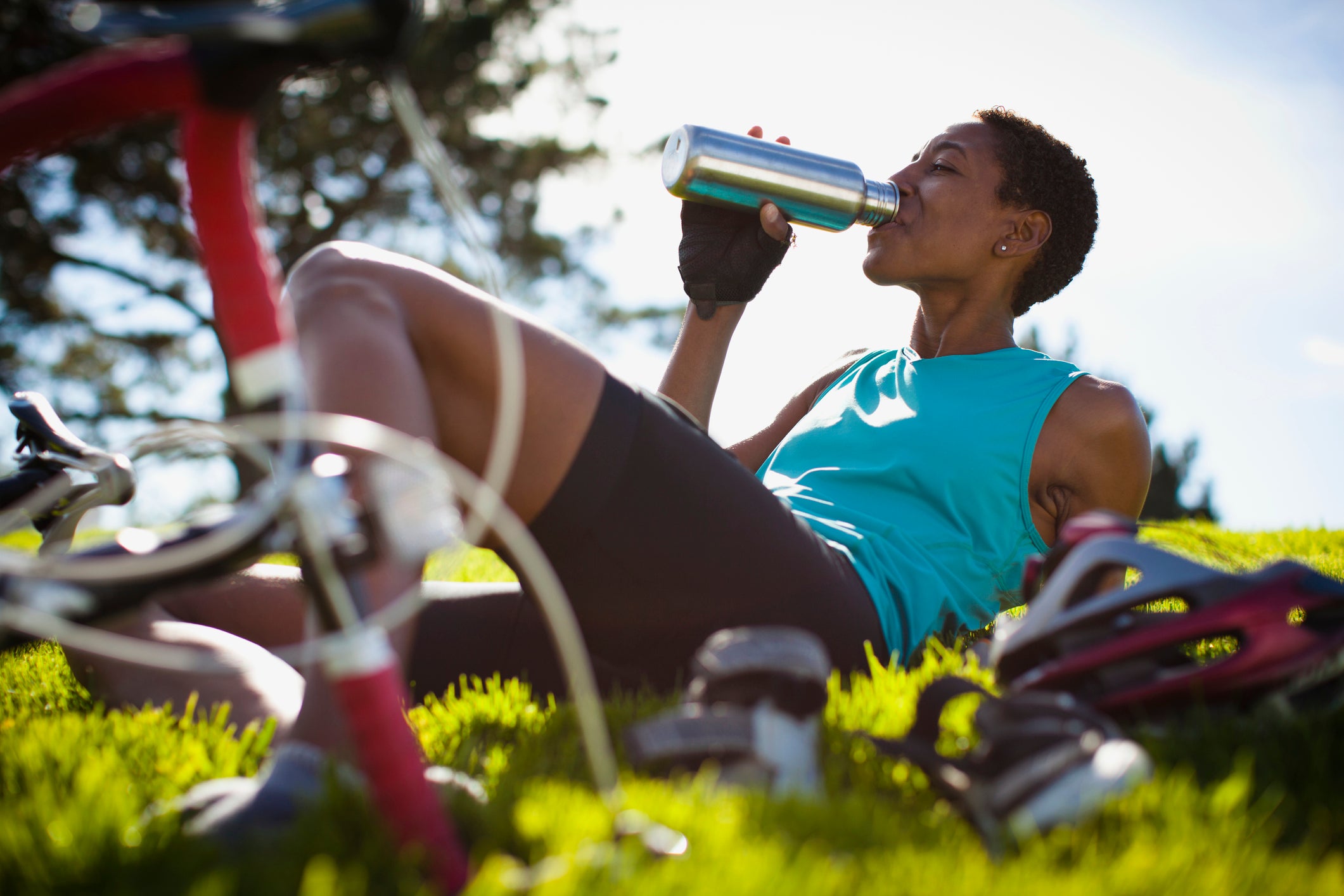 4 Benefits of Biking And Why Everyone On Your Timeline Is Doing It Now