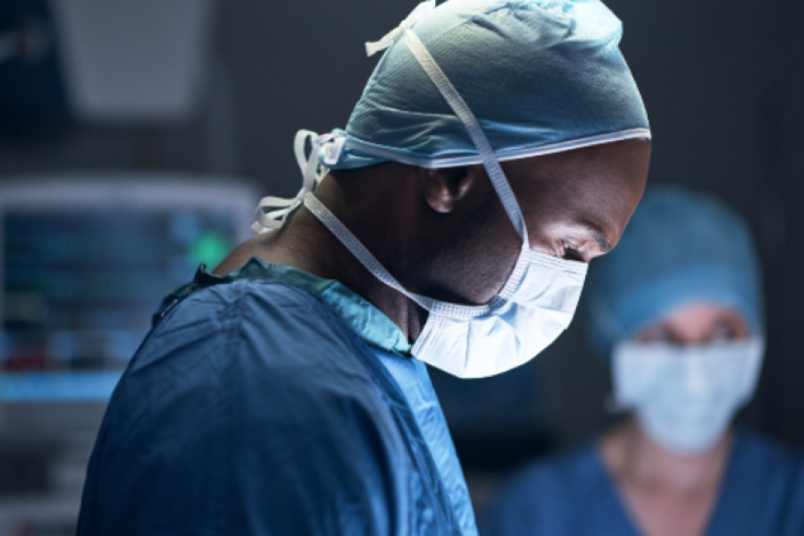 Black Surgeon Braids Patient's Natural Hair Before Surgery - Essence