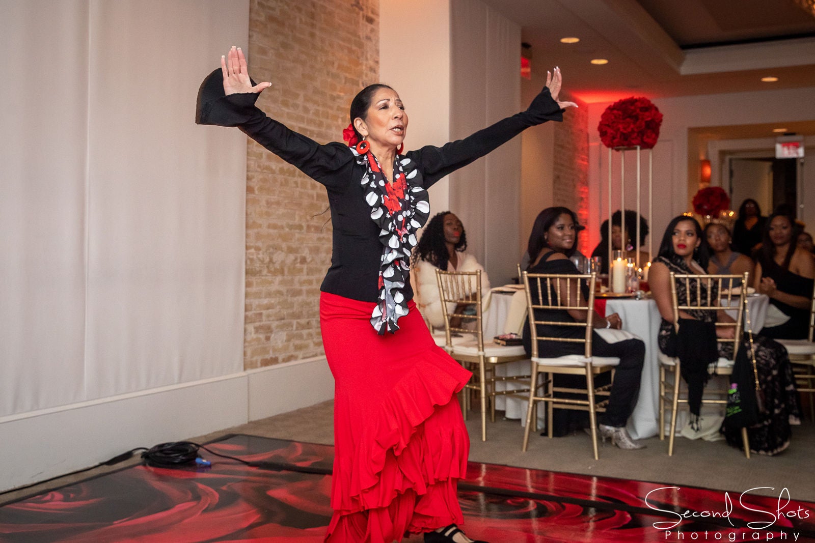 Bridal Bliss: The Roses Were Oh So Red At Krystal And Billy's Romantic Texas Wedding