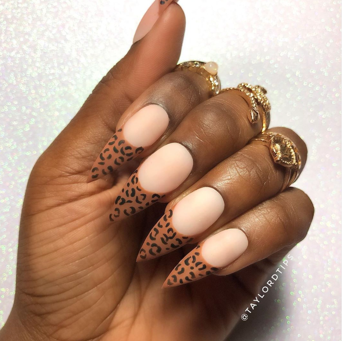 10 Luxury PressOn Nail Brands To Try Essence Essence