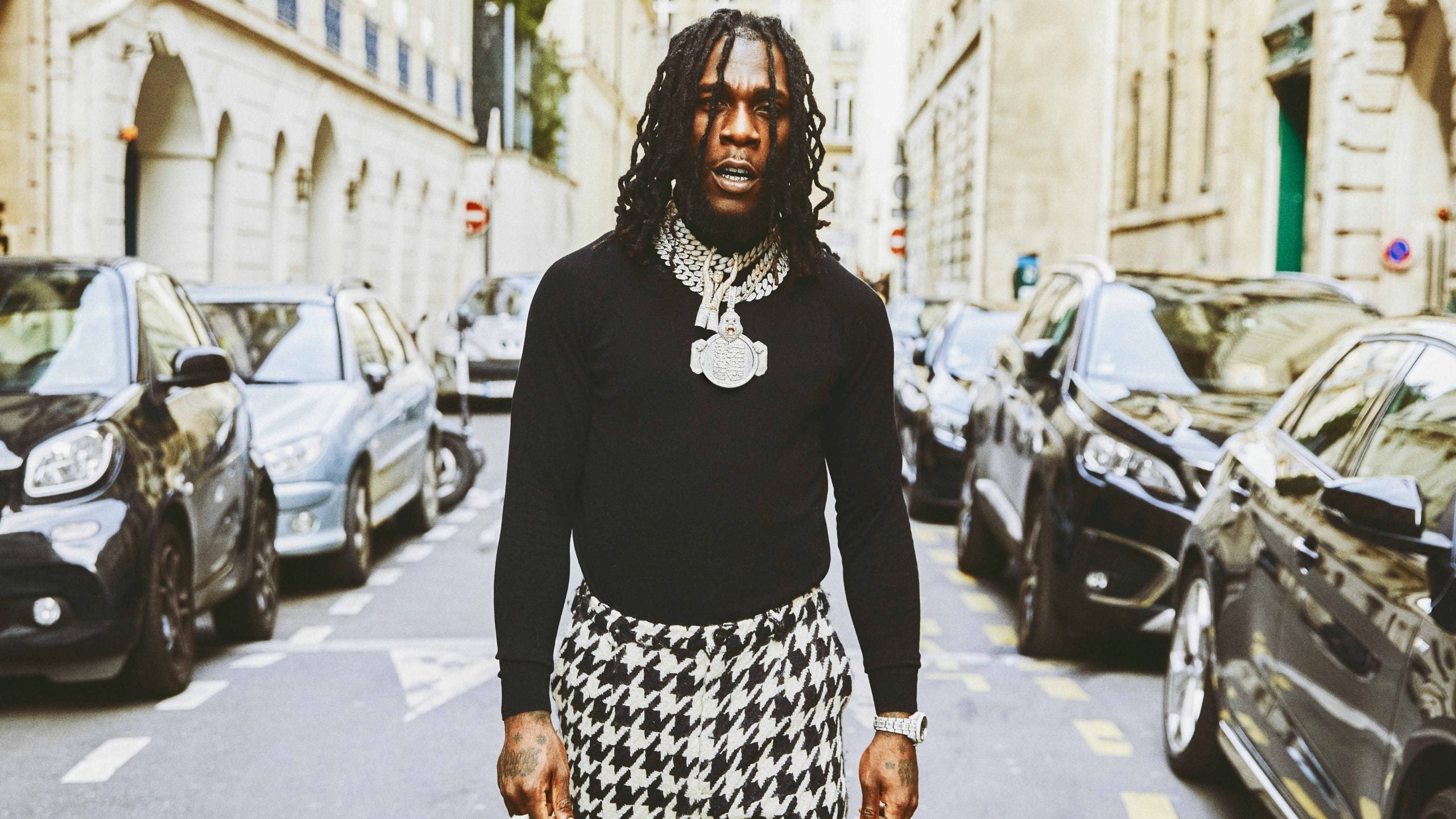 See Why This Burna Boy Performance Of ‘Collateral Damage’ Supports Women