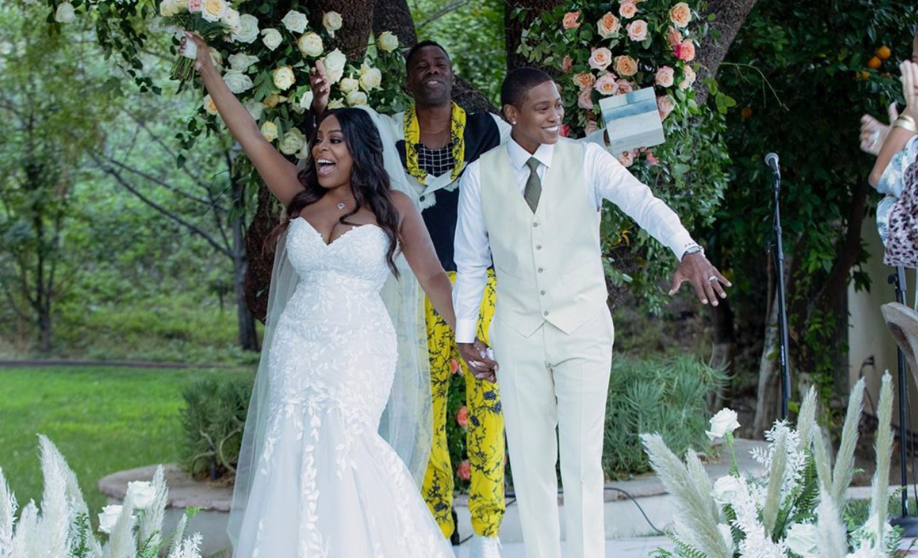 Surprise! Niecy Nash Introduces Her New Wife Jessica Betts