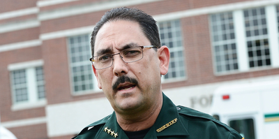 Florida Sheriff Orders Deputies Not To Wear Masks