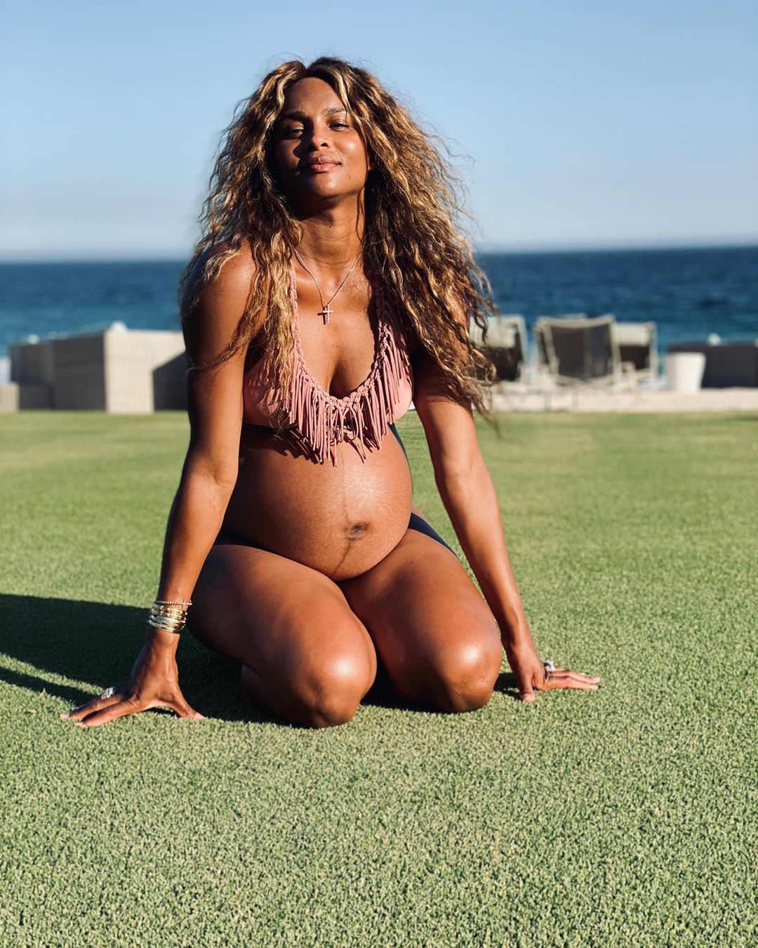 Glow Off, Sis! 13 Photos Of Your Favorite Celebs Pregnant and Glowing In 2020