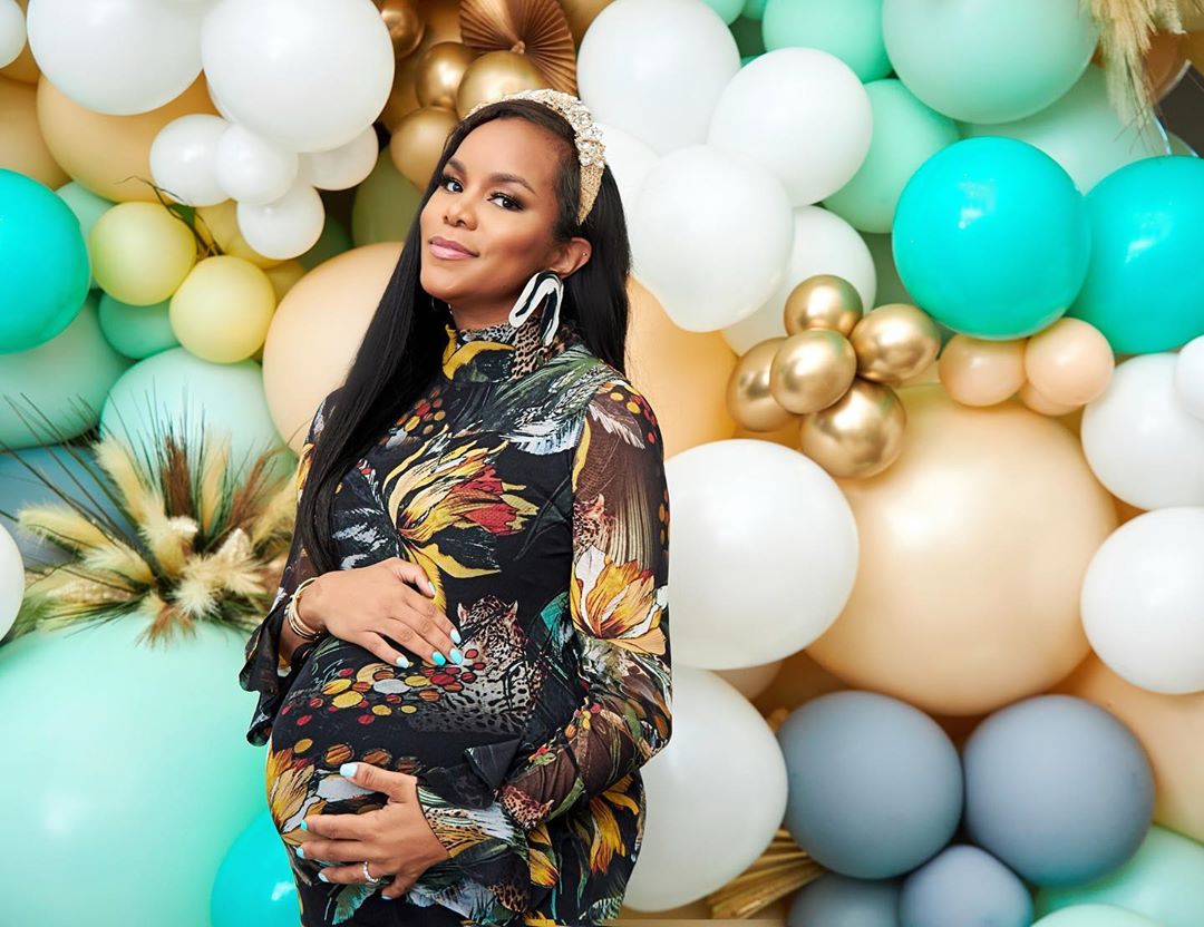 Glow Off, Sis! 13 Photos Of Your Favorite Celebs Pregnant and Glowing In 2020
